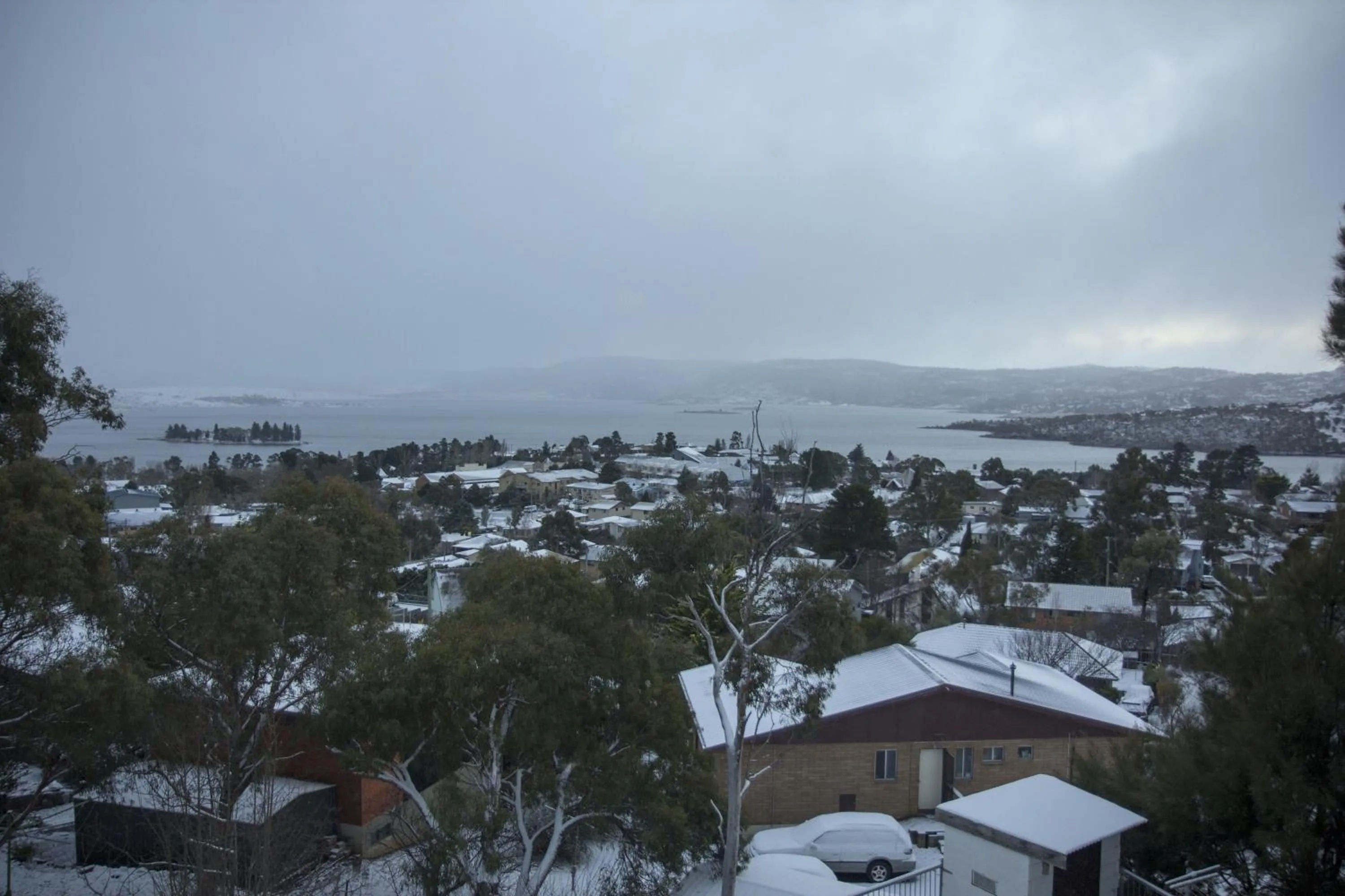 Lake view in Troldhaugen Lodge - Adults Only