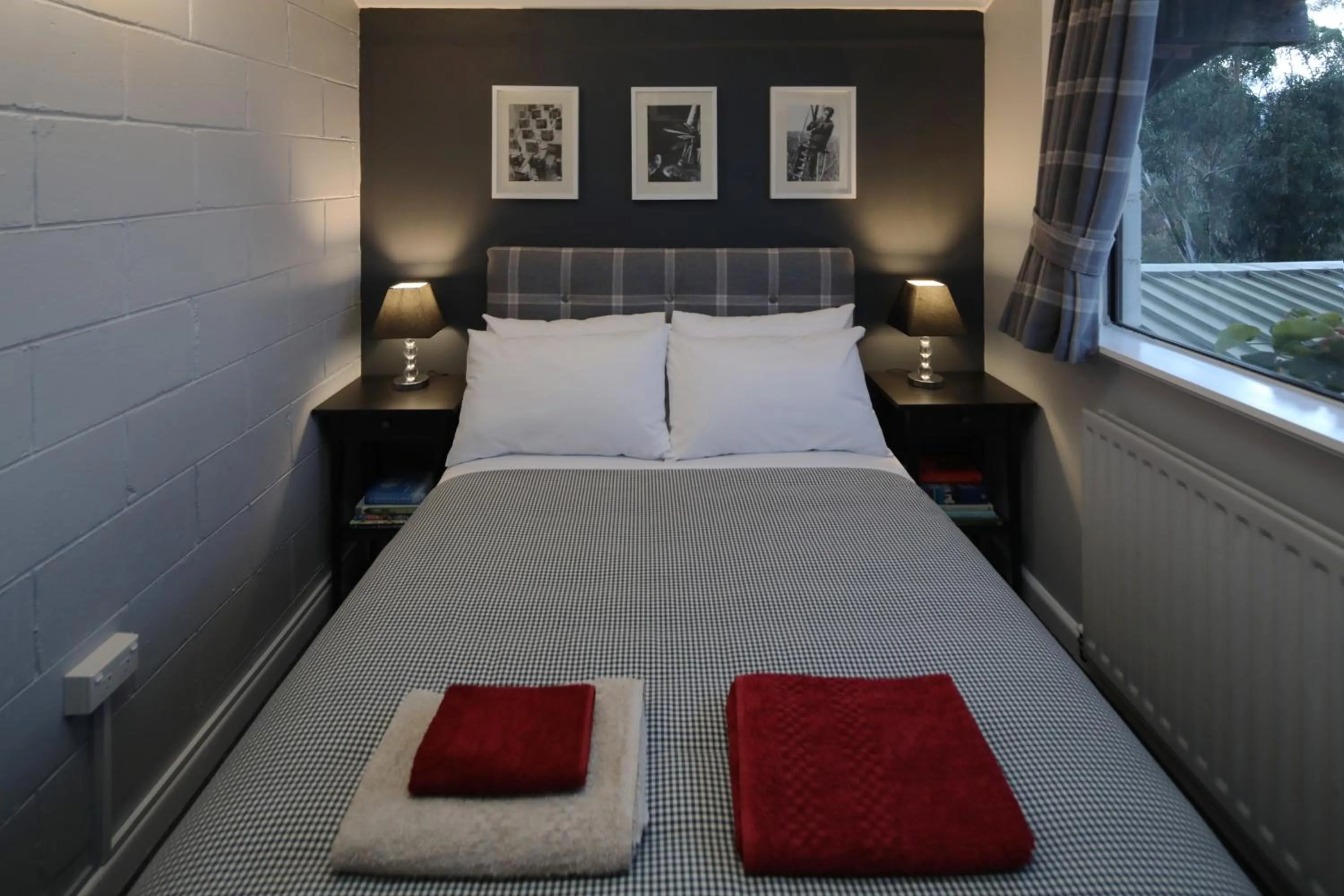 Bedroom, Bed in Troldhaugen Lodge - Adults Only