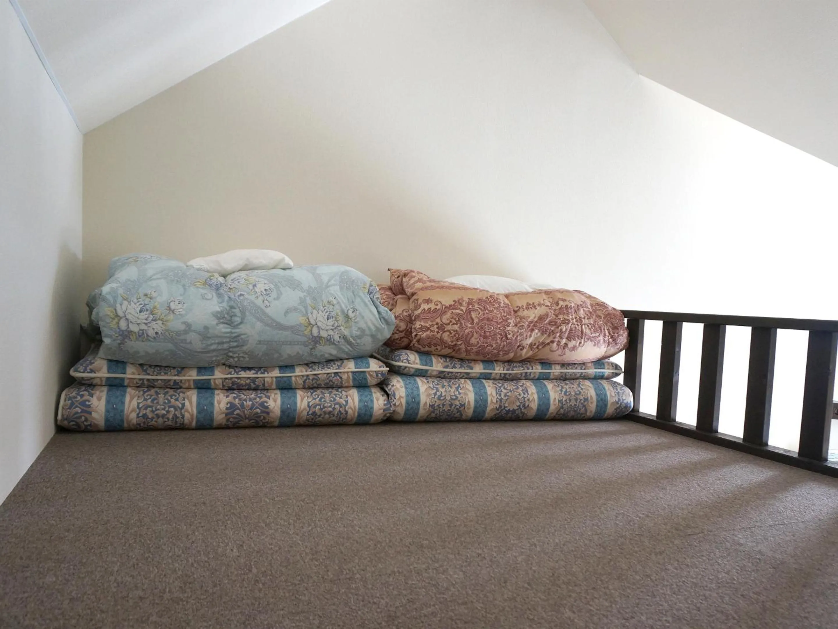 Bedroom, Bed in Petit Hotel Blaneneige