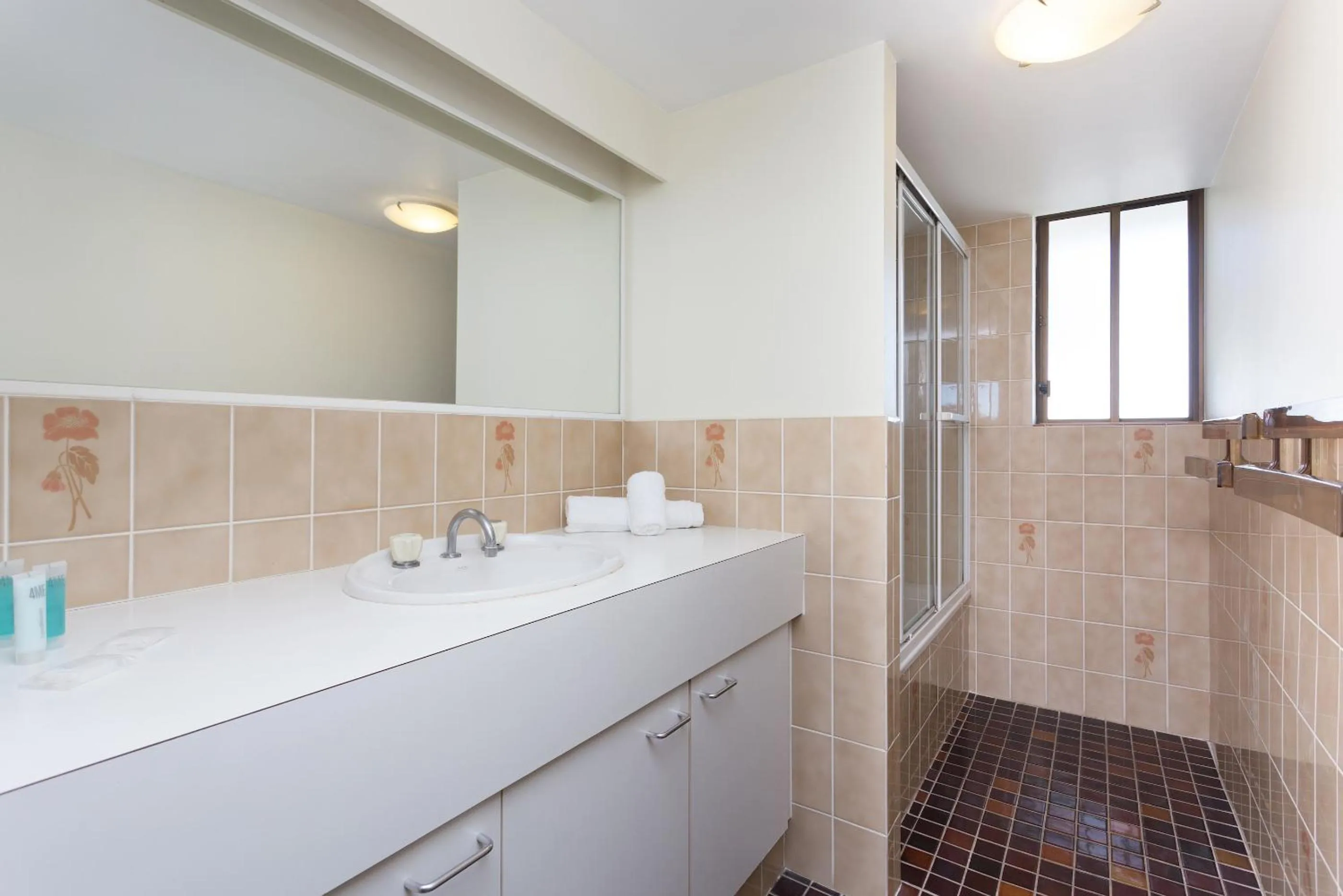 Shower in Capricornia Apartments