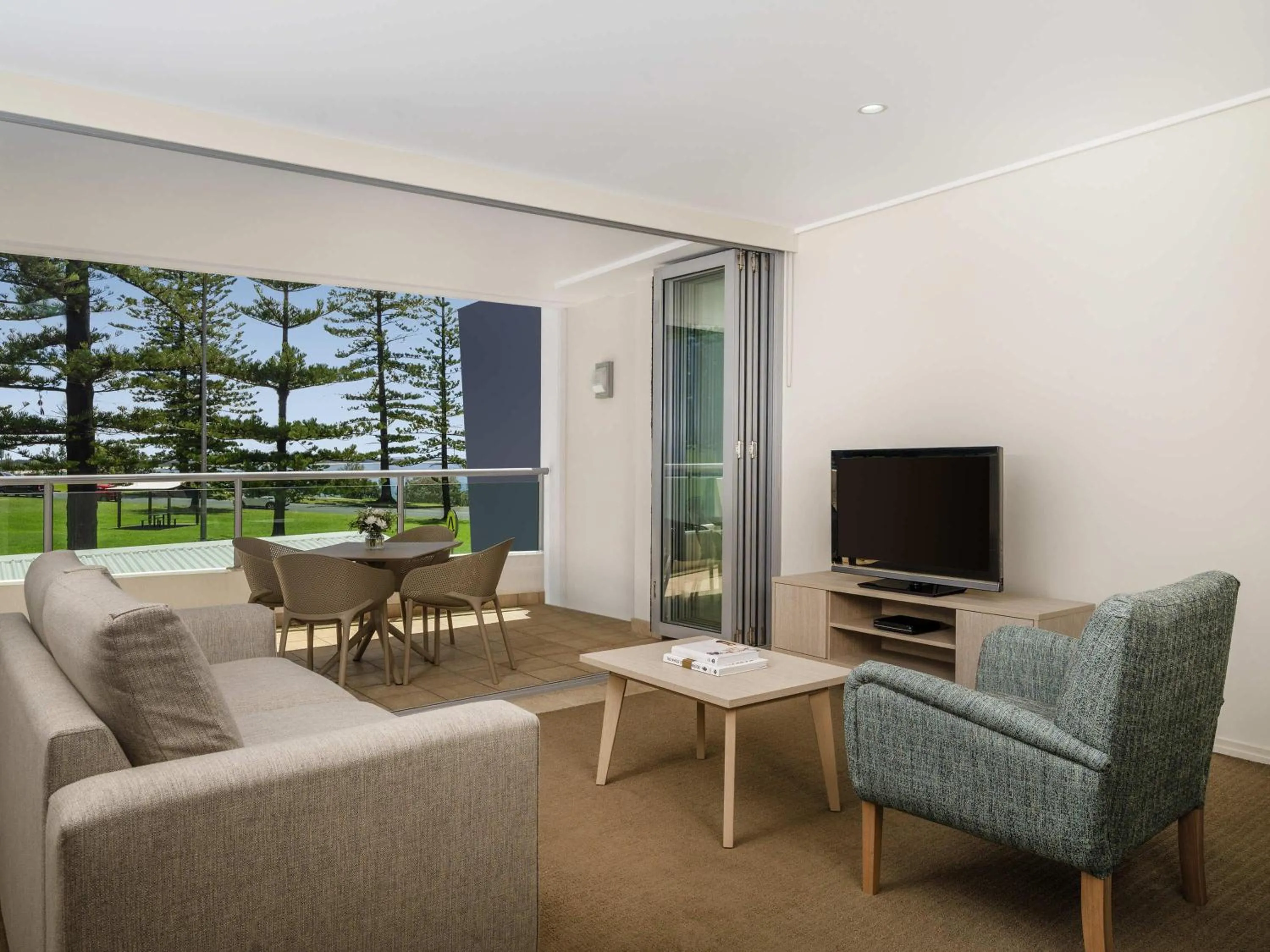 Bedroom in Mantra The Observatory