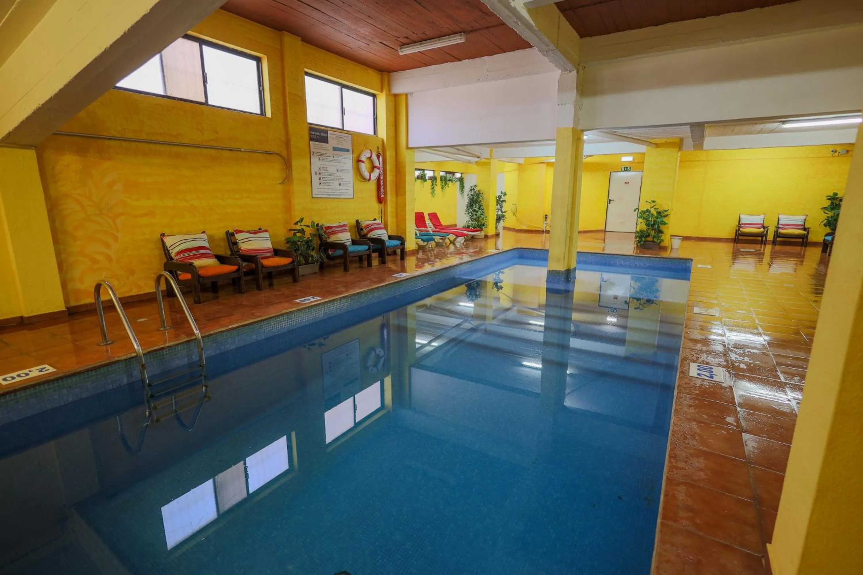 Swimming pool in Portimão Center Hotel by Umbral