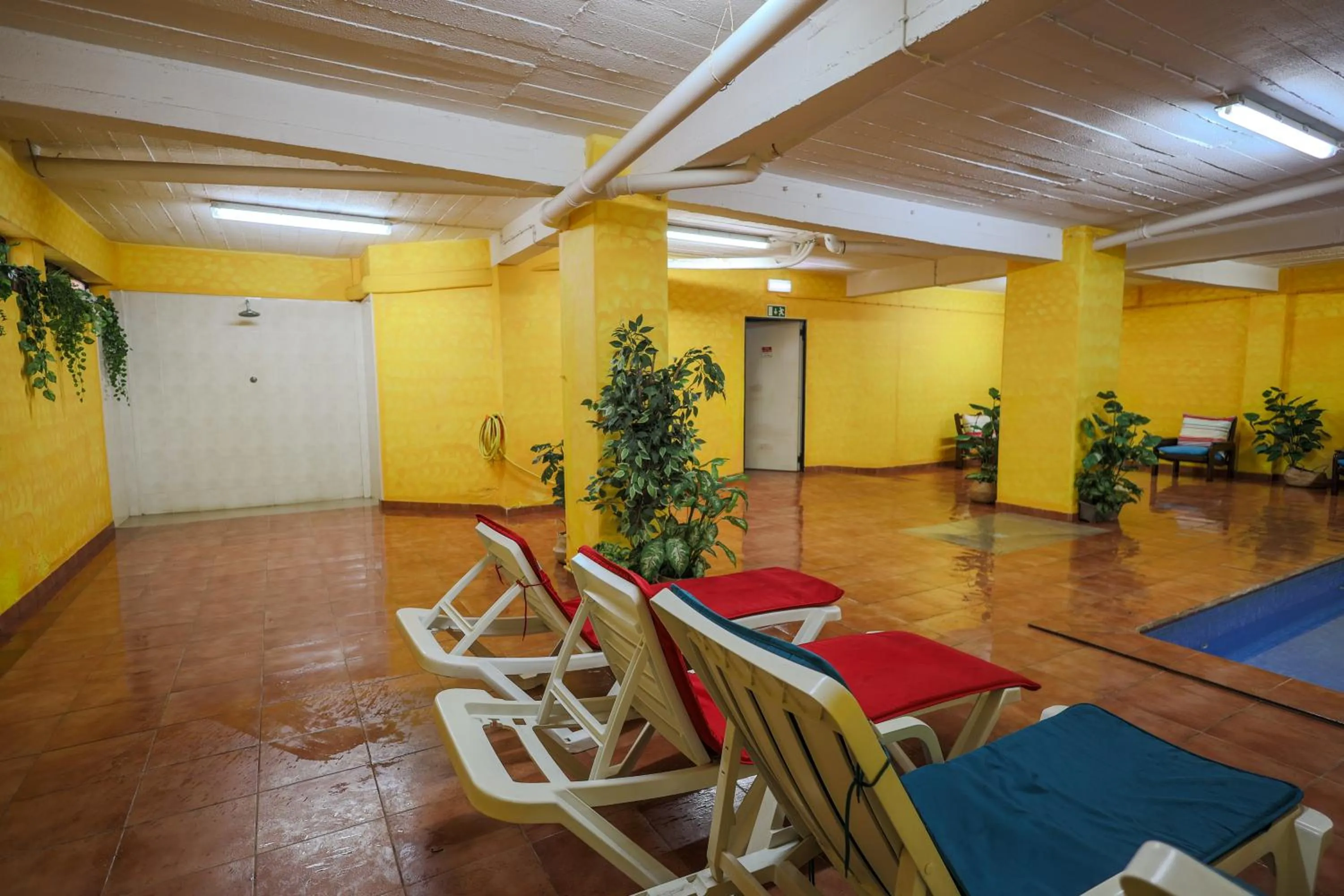 Swimming pool in Portimão Center Hotel by Umbral