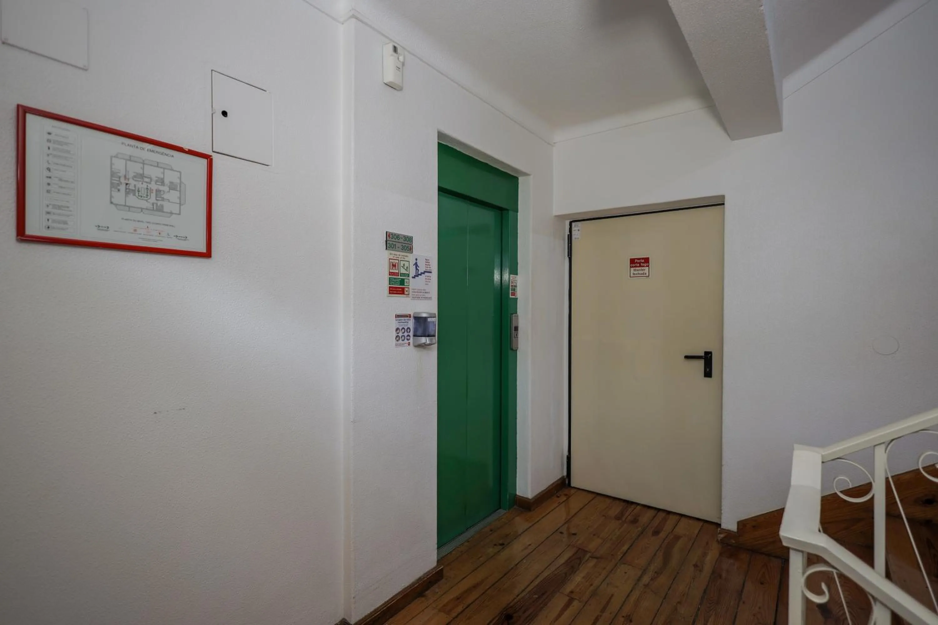 Portimão Center Hotel by Umbral