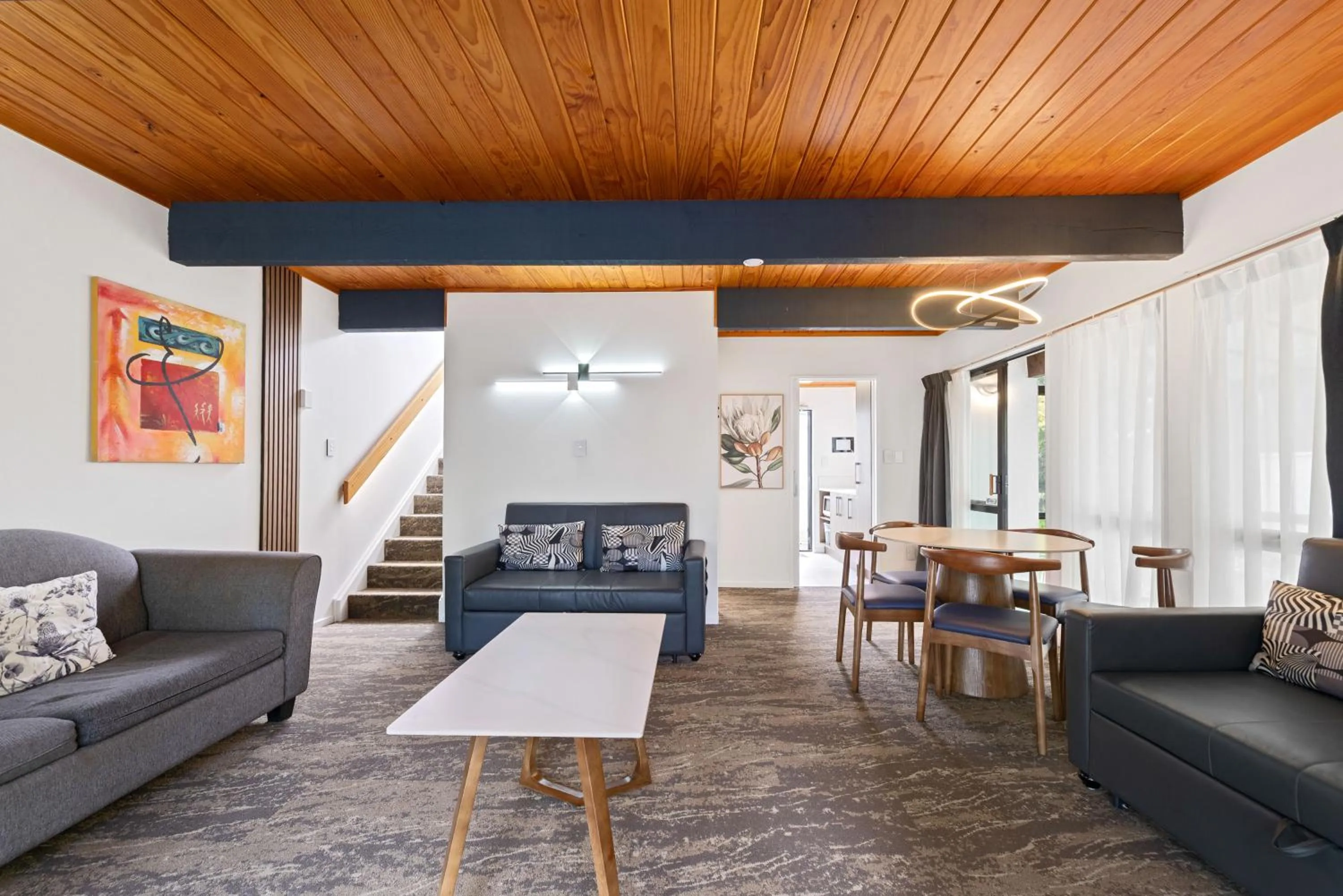 Living room in Wylie Court Motor Lodge