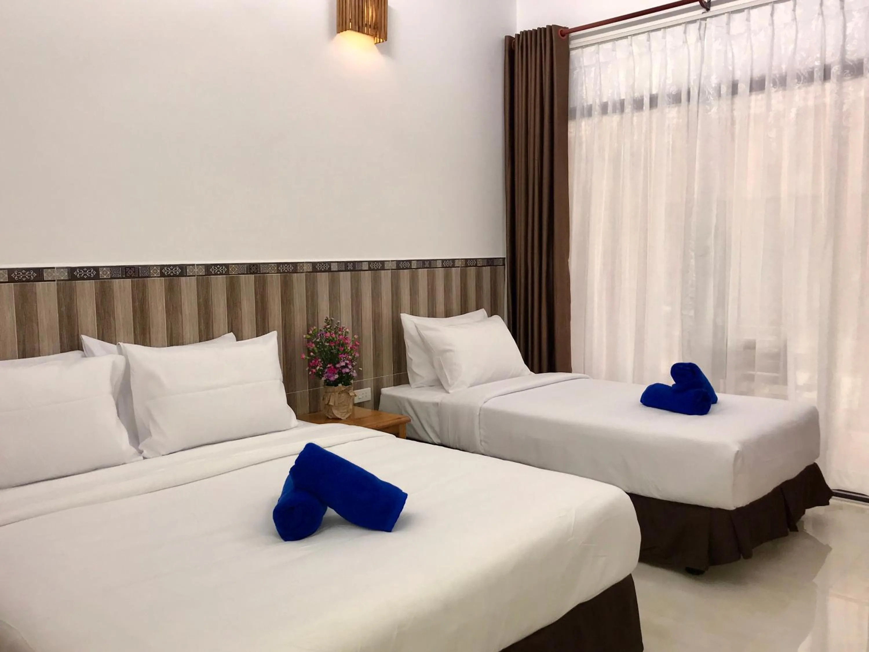 Bed in Canary Bungalow