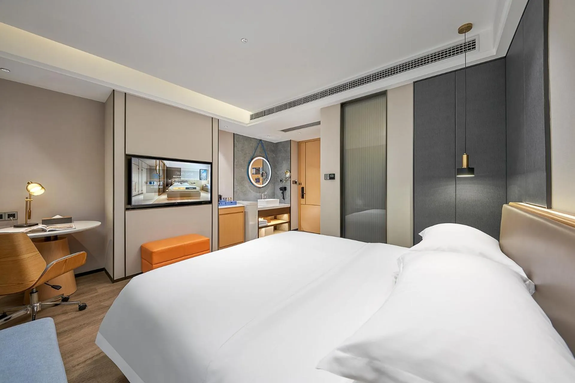 Bed in Fengyue Light Shang Hotel Guangzhou Baiyun Airport Store