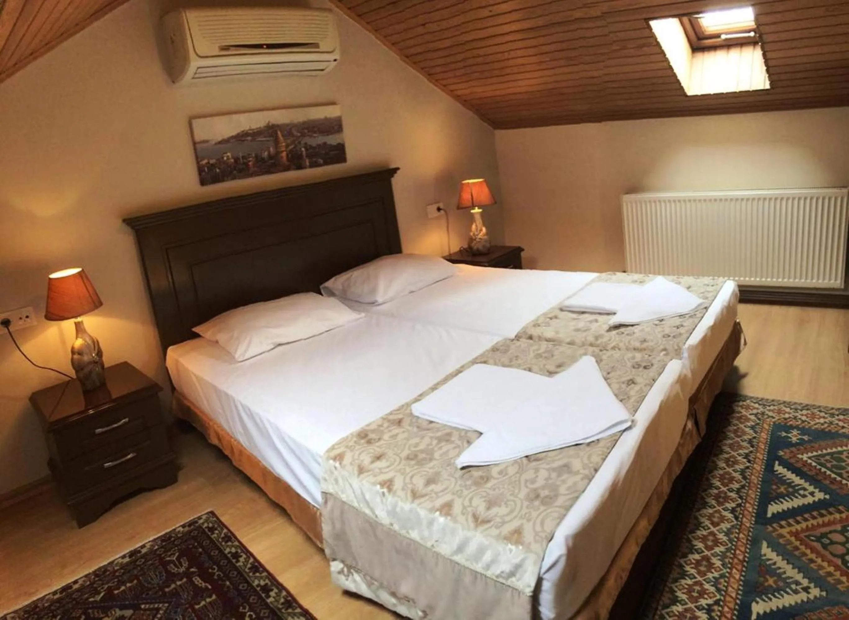 Bedroom, Bed in Emirhan Hotel, Sultanahmet