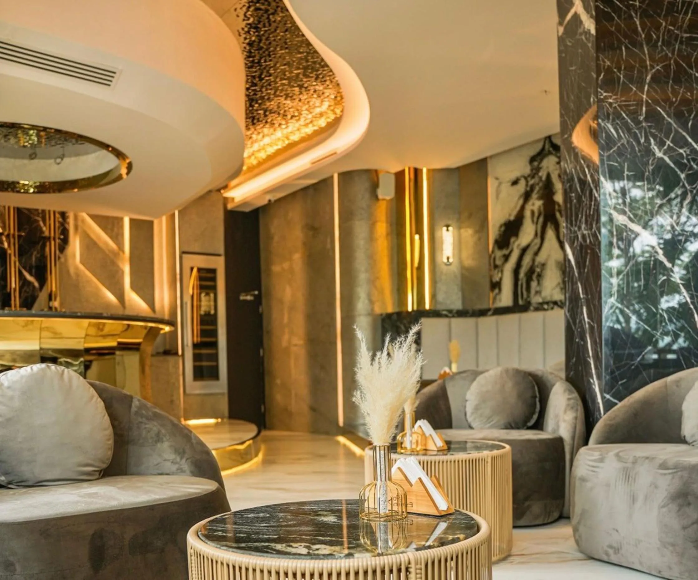 Lounge or bar in Kalima Resort and Spa