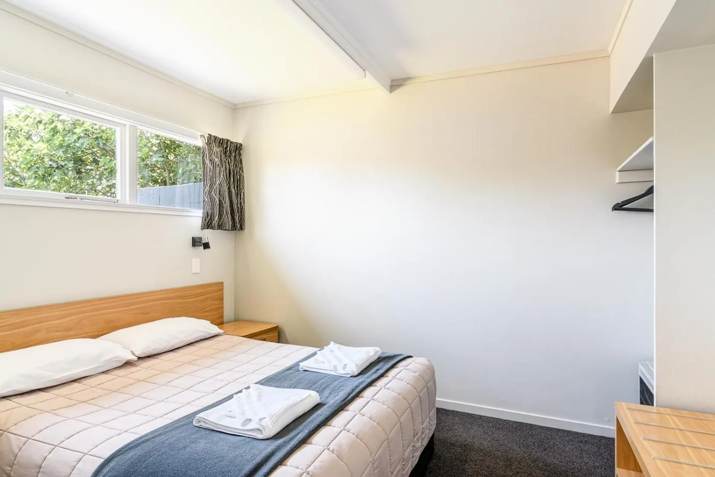 Bed in Motueka Garden Motel