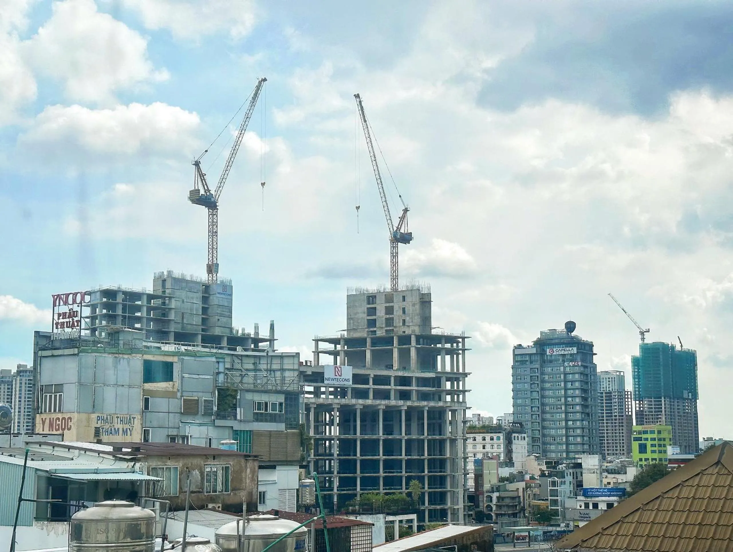 Property building in Vuong Tai Hotel