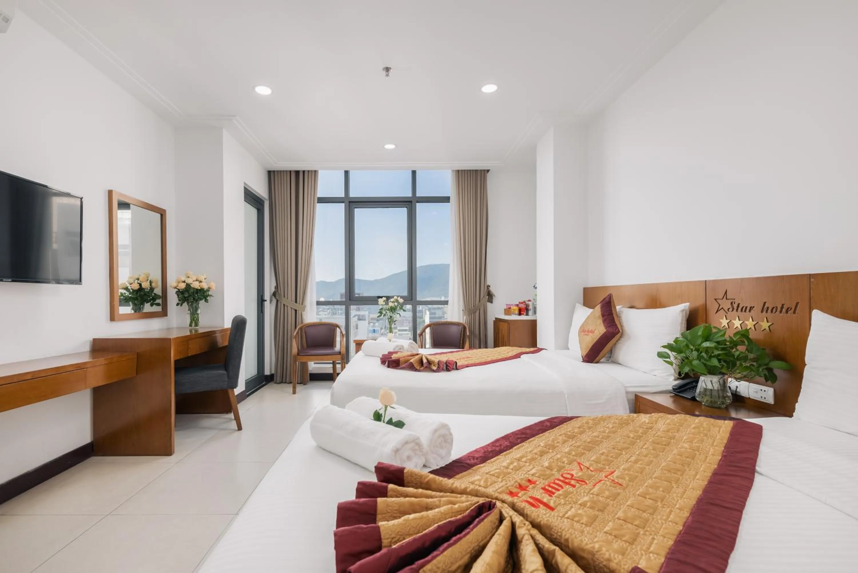 Photo of the whole room, Bed in Star Hotel and Spa - Fitness