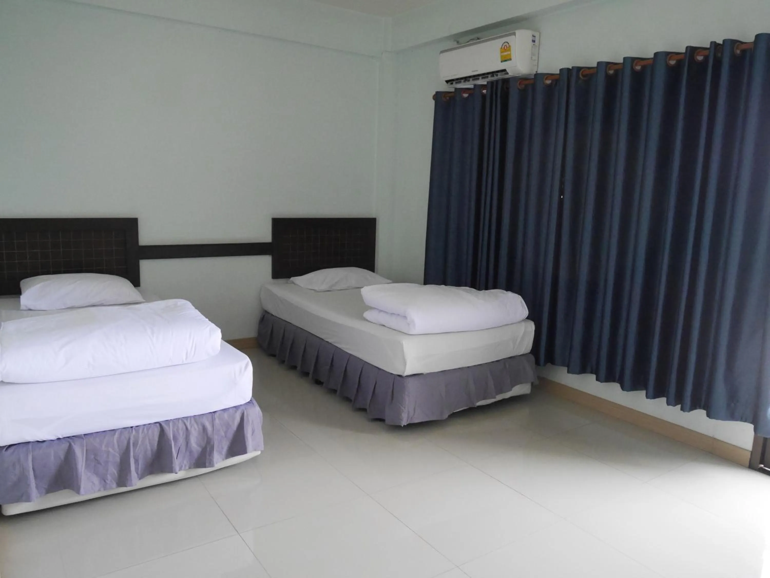 Twin Room in Pakchong Phubade Hotel