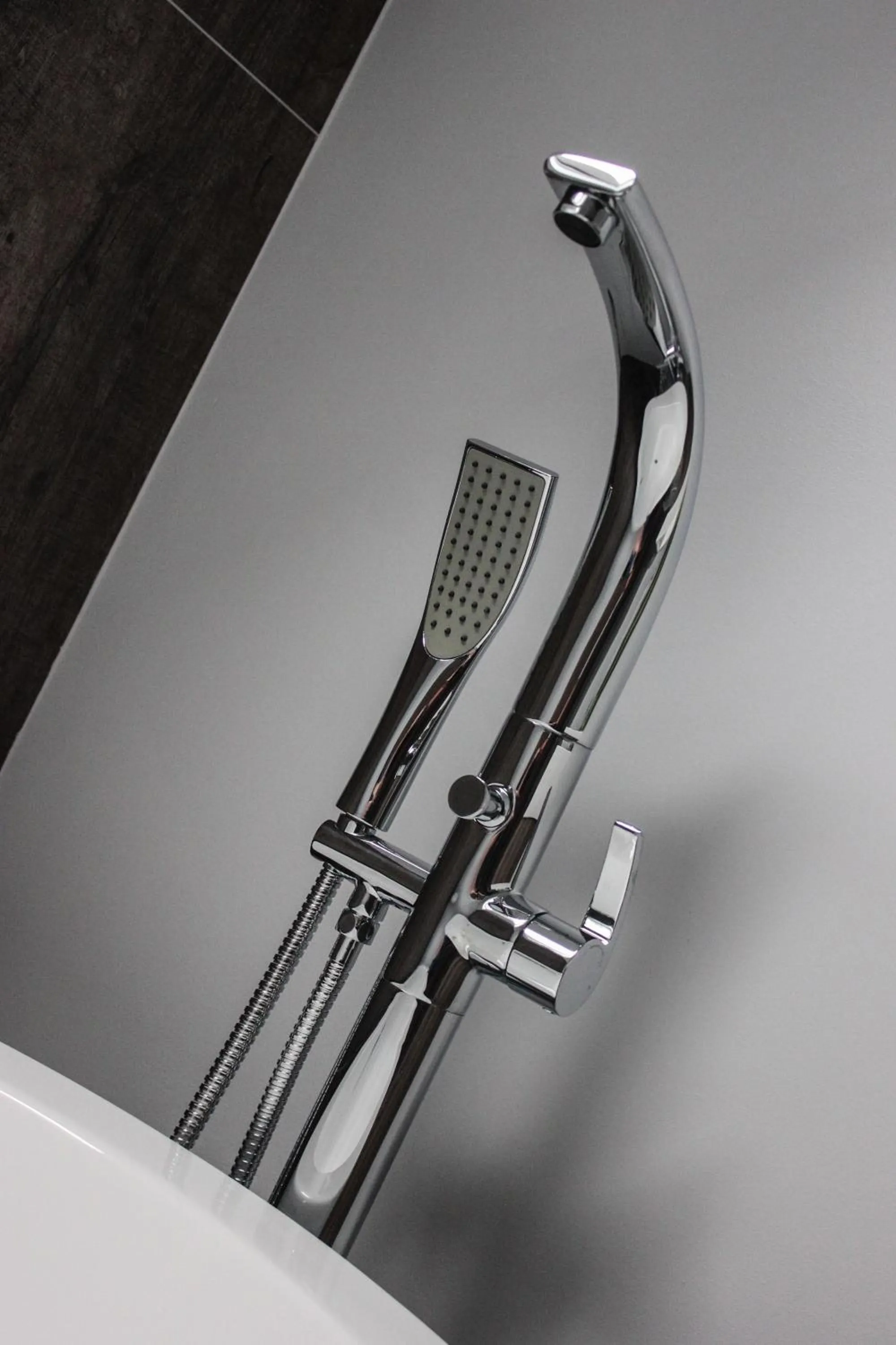 Bathroom in Bay and Bridge