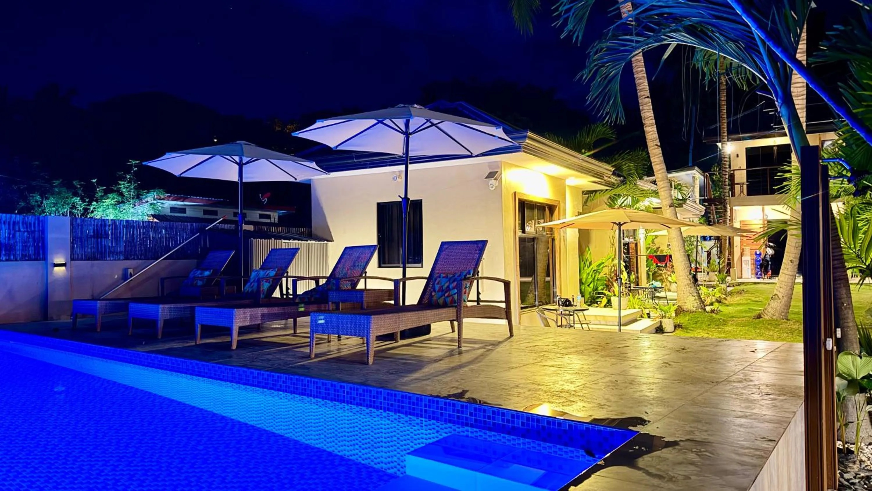 Southseas Beach Resort and Dive Center