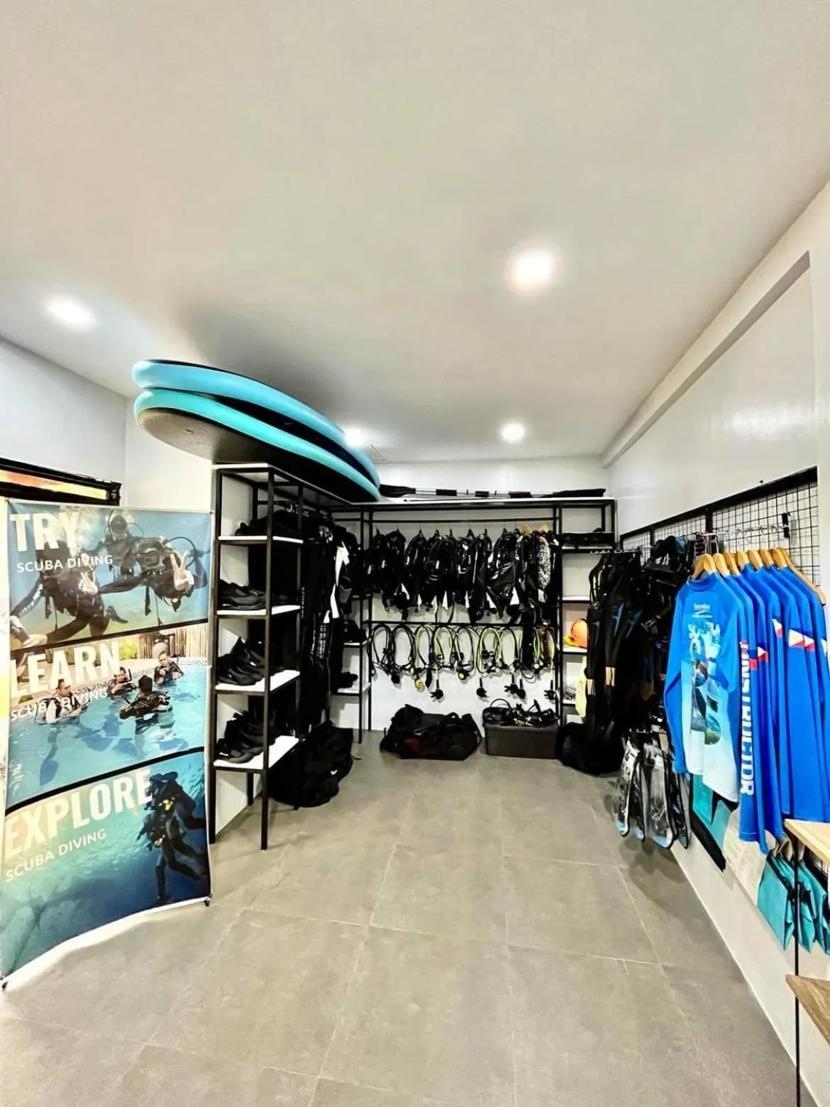 Southseas Beach Resort and Dive Center