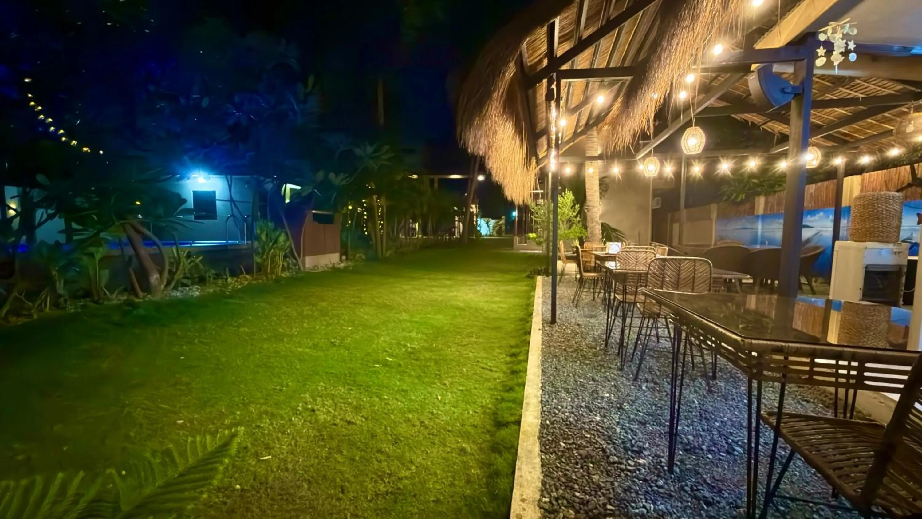 Southseas Beach Resort and Dive Center