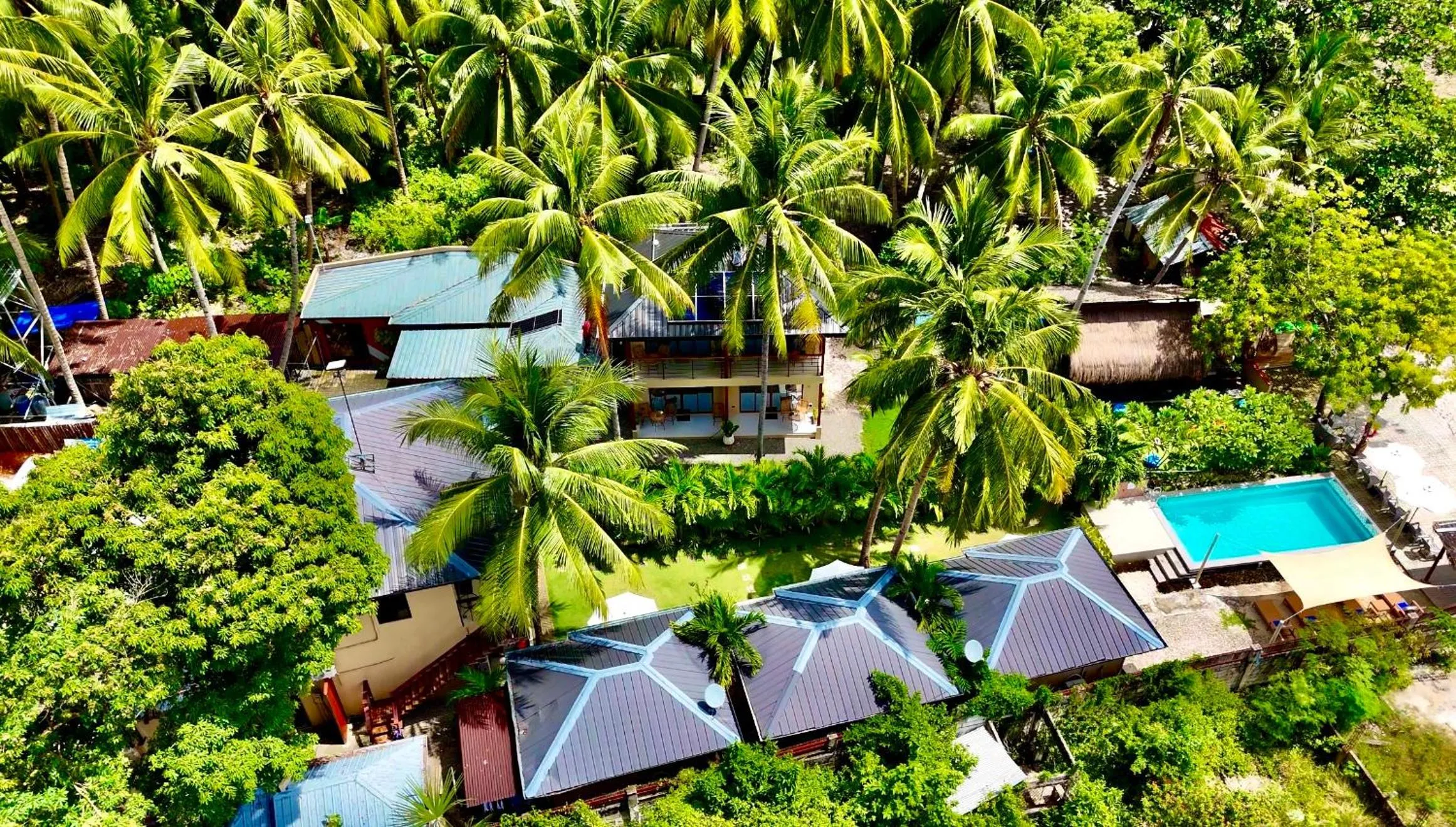 Southseas Beach Resort and Dive Center