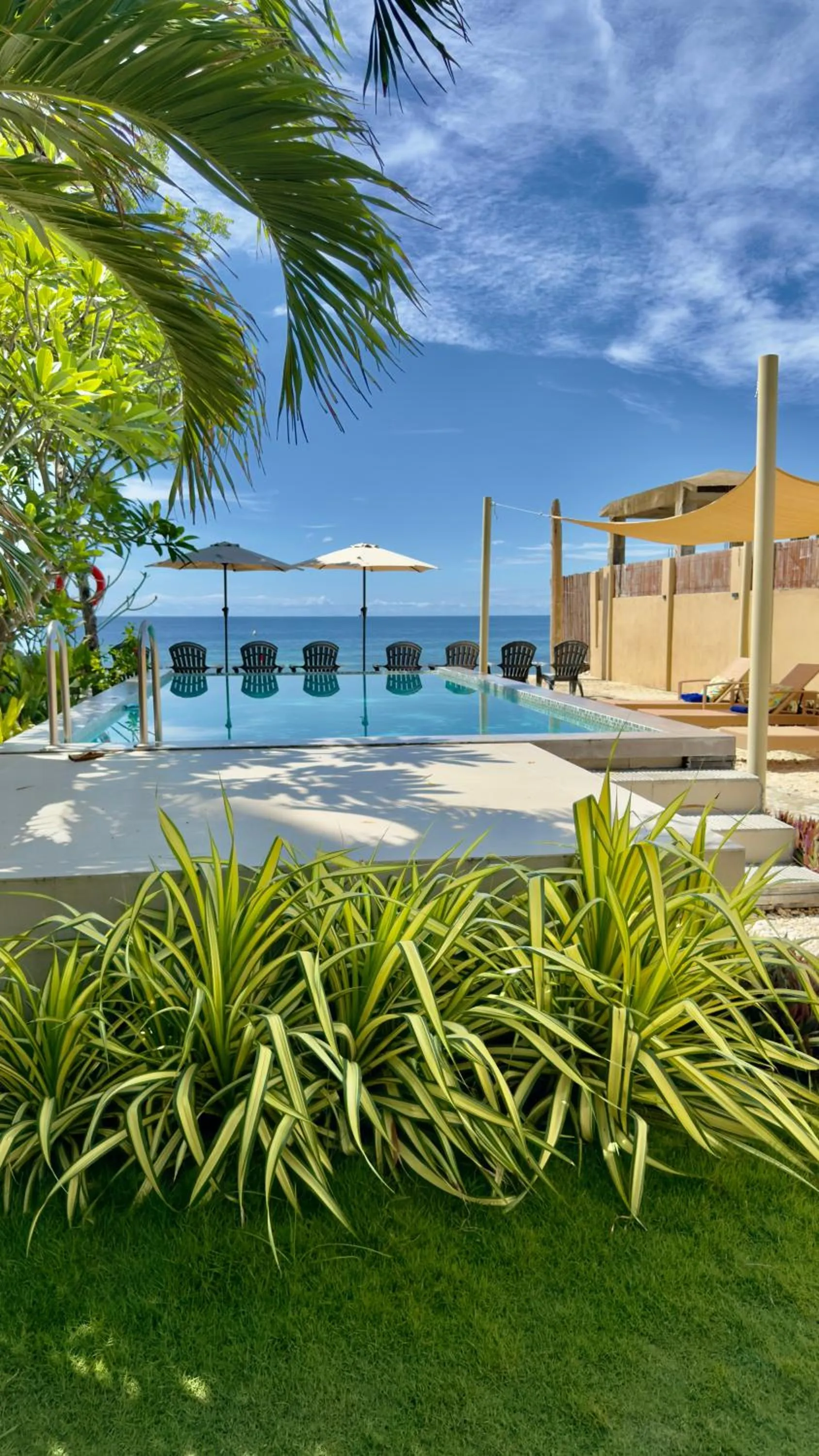 Southseas Beach Resort and Dive Center