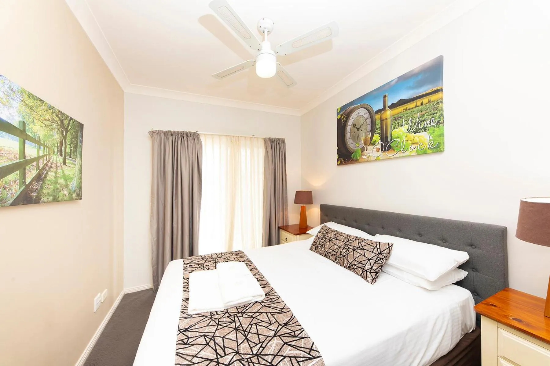 Bed in Meridian Beachside Apartments