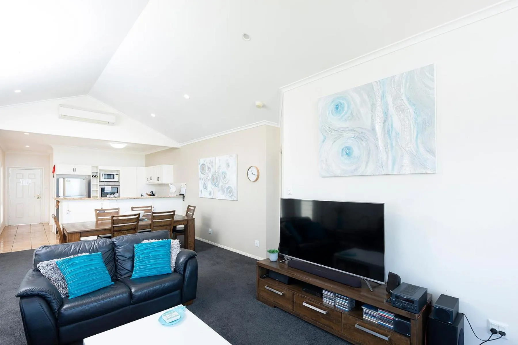 Living room in Meridian Beachside Apartments