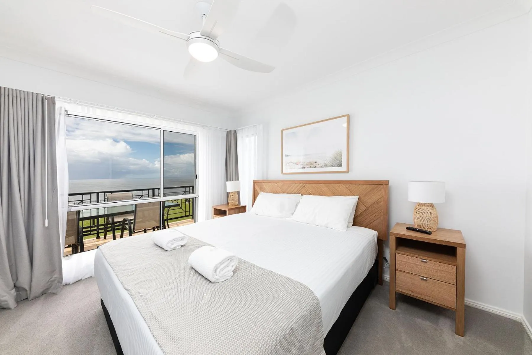 Bed in Meridian Beachside Apartments