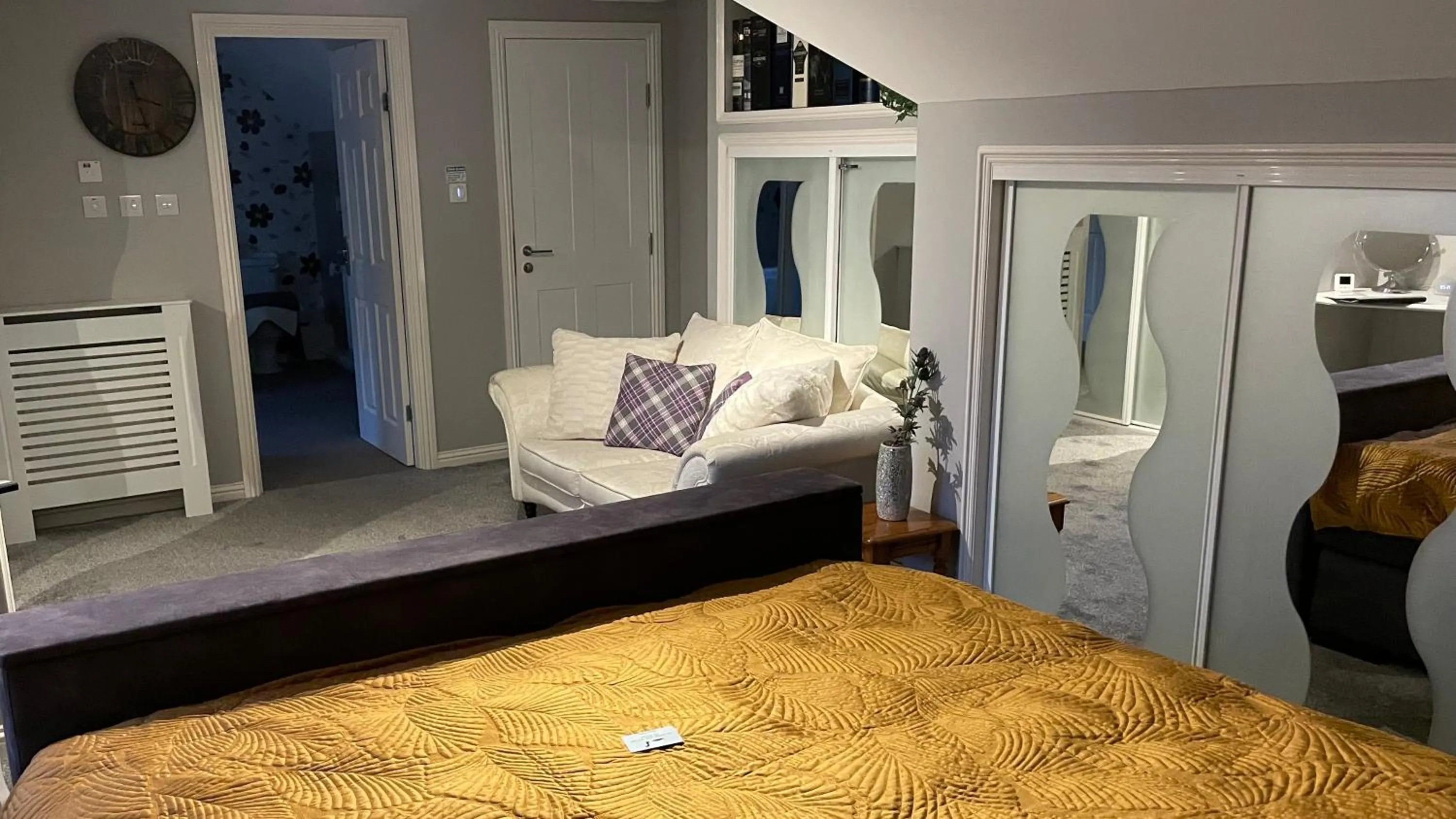 Bedroom, Bed in The Gables Whisky B&B