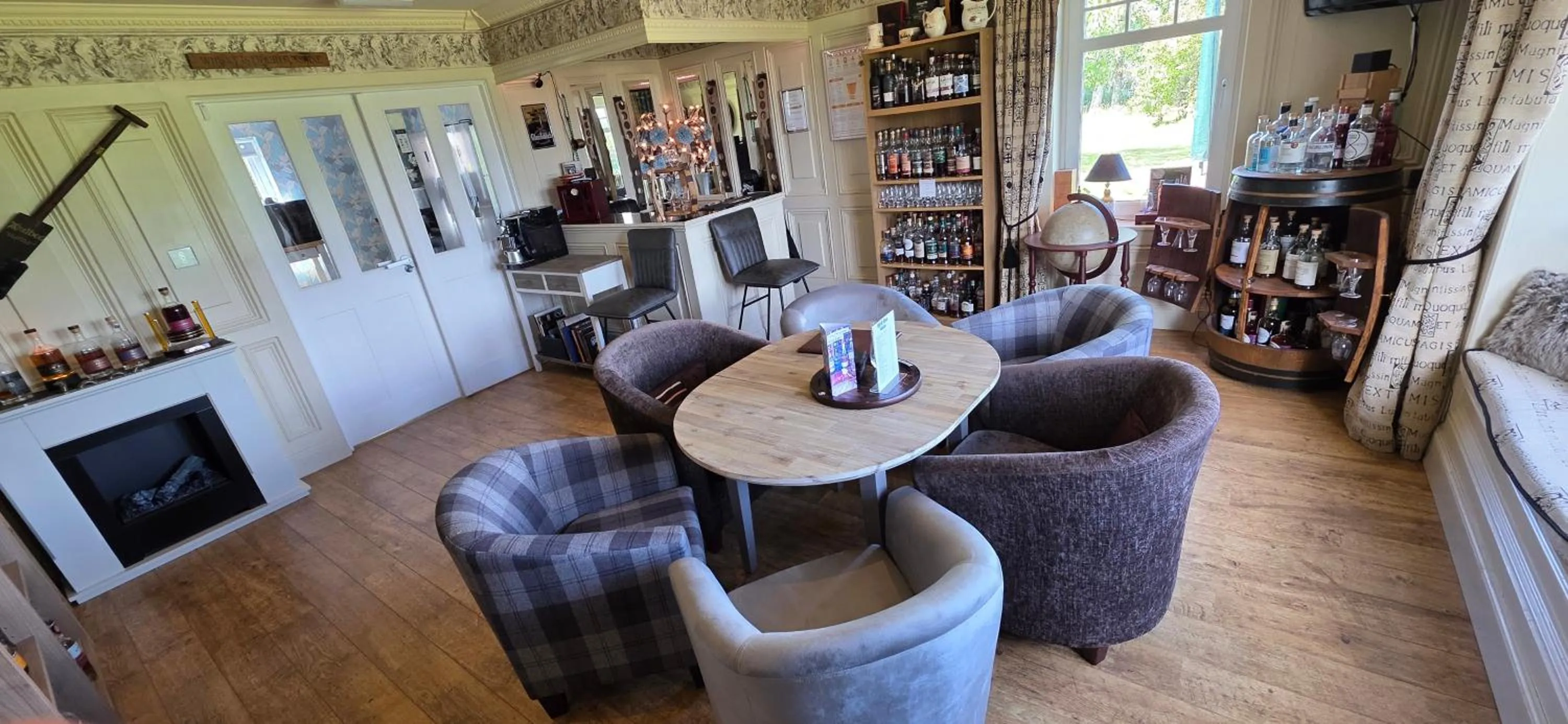 Lounge or bar in The Gables Whisky B&B