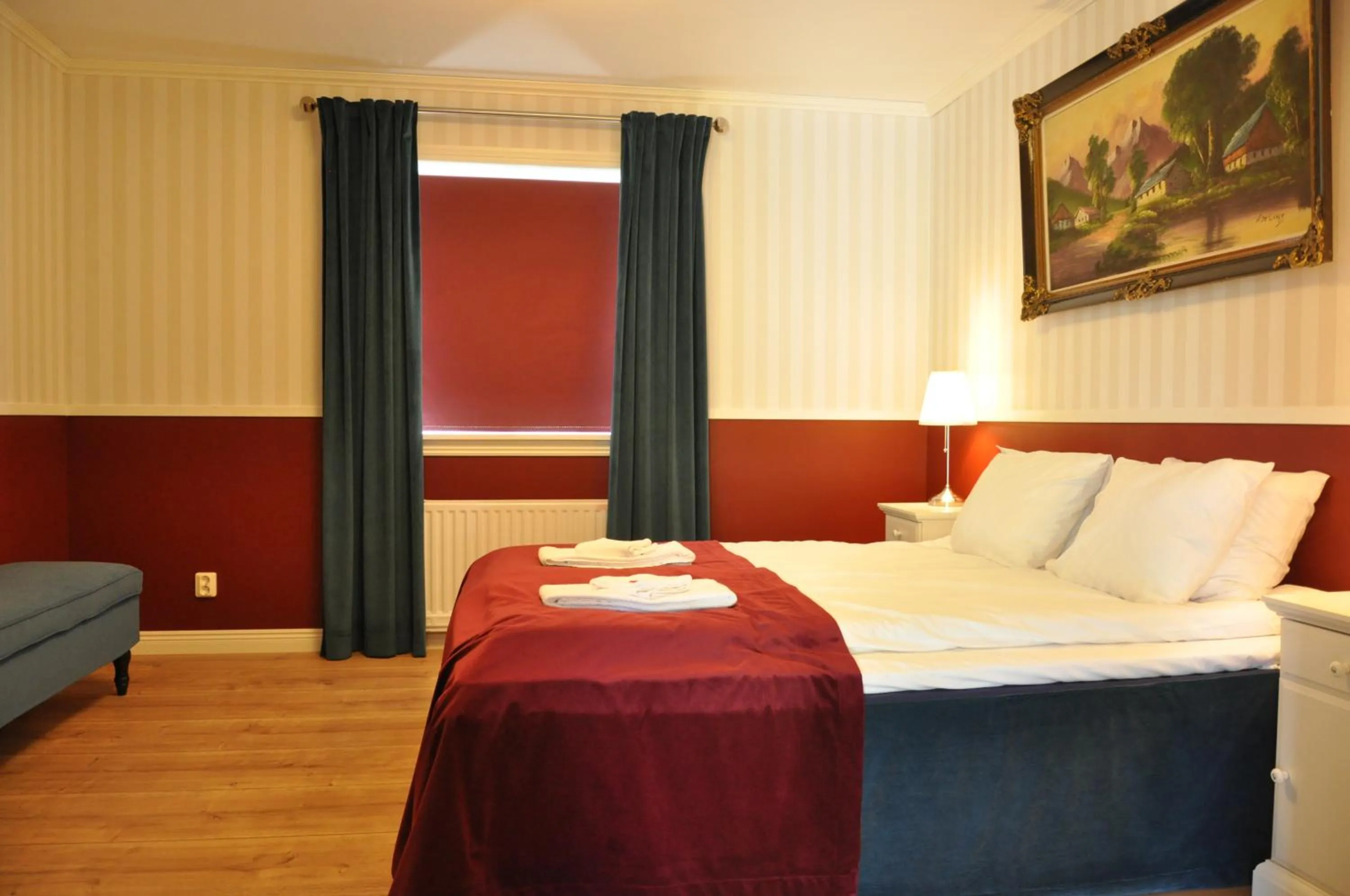 Photo of the whole room in Kröken