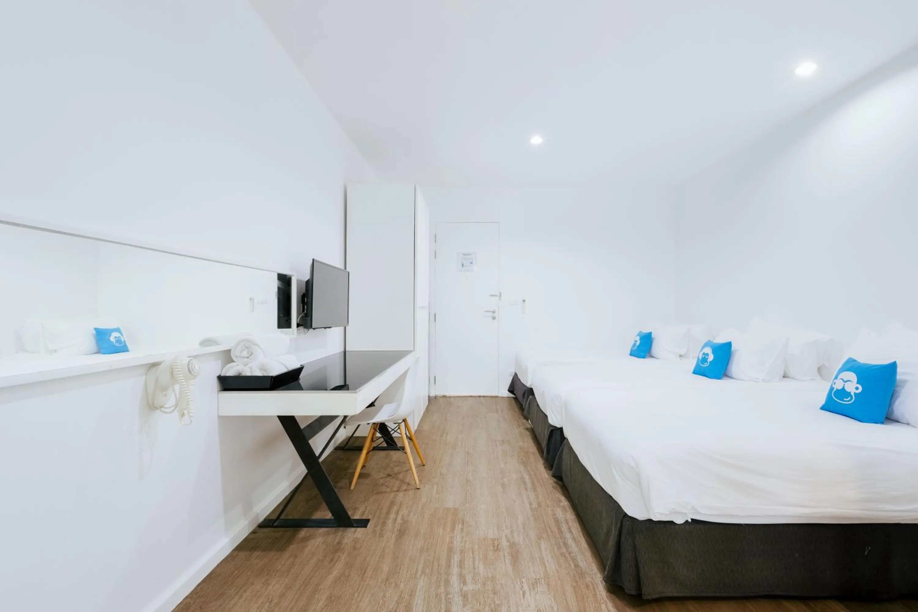 Bedroom, Bed in Blu Monkey Bed & Breakfast Phuket