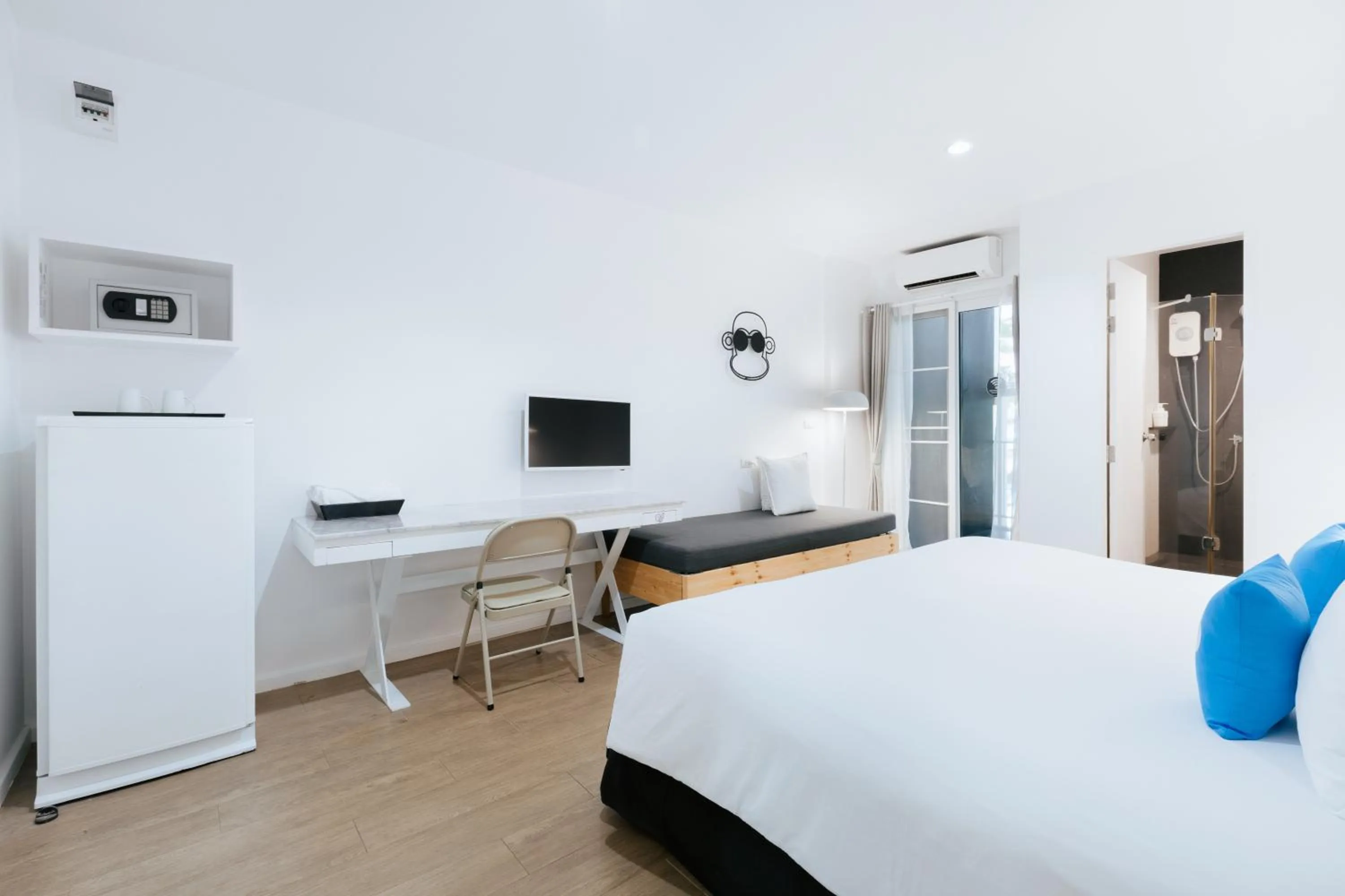 Bedroom, Bed in Blu Monkey Bed & Breakfast Phuket