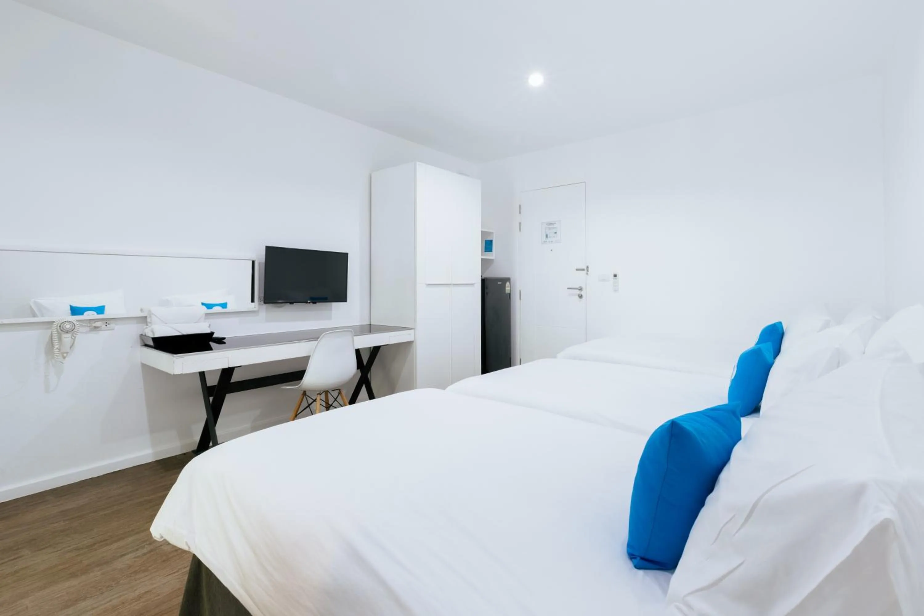 Bedroom, Bed in Blu Monkey Bed & Breakfast Phuket