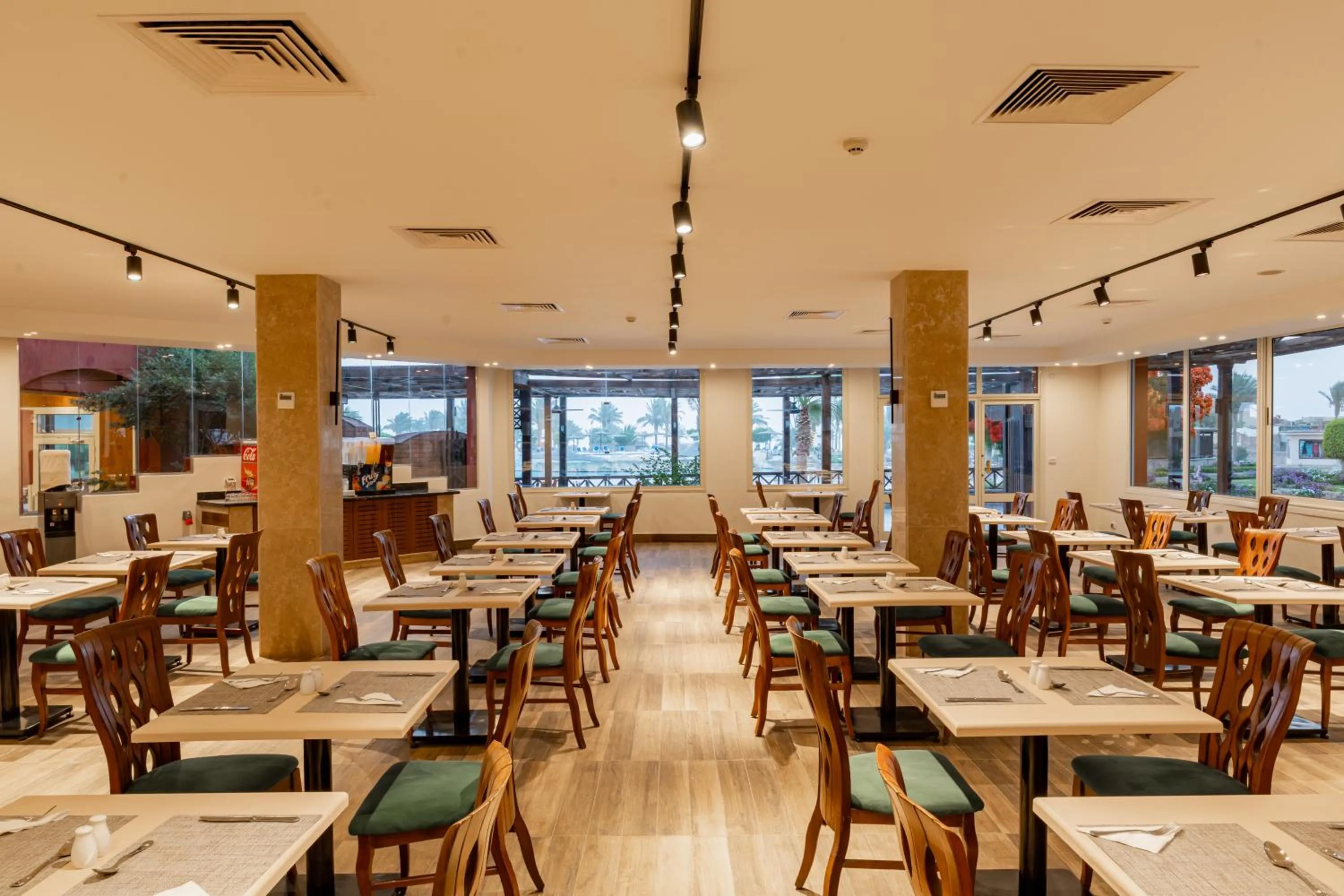 Restaurant/places to eat in Blend Elphistone Resort Marsa Alam