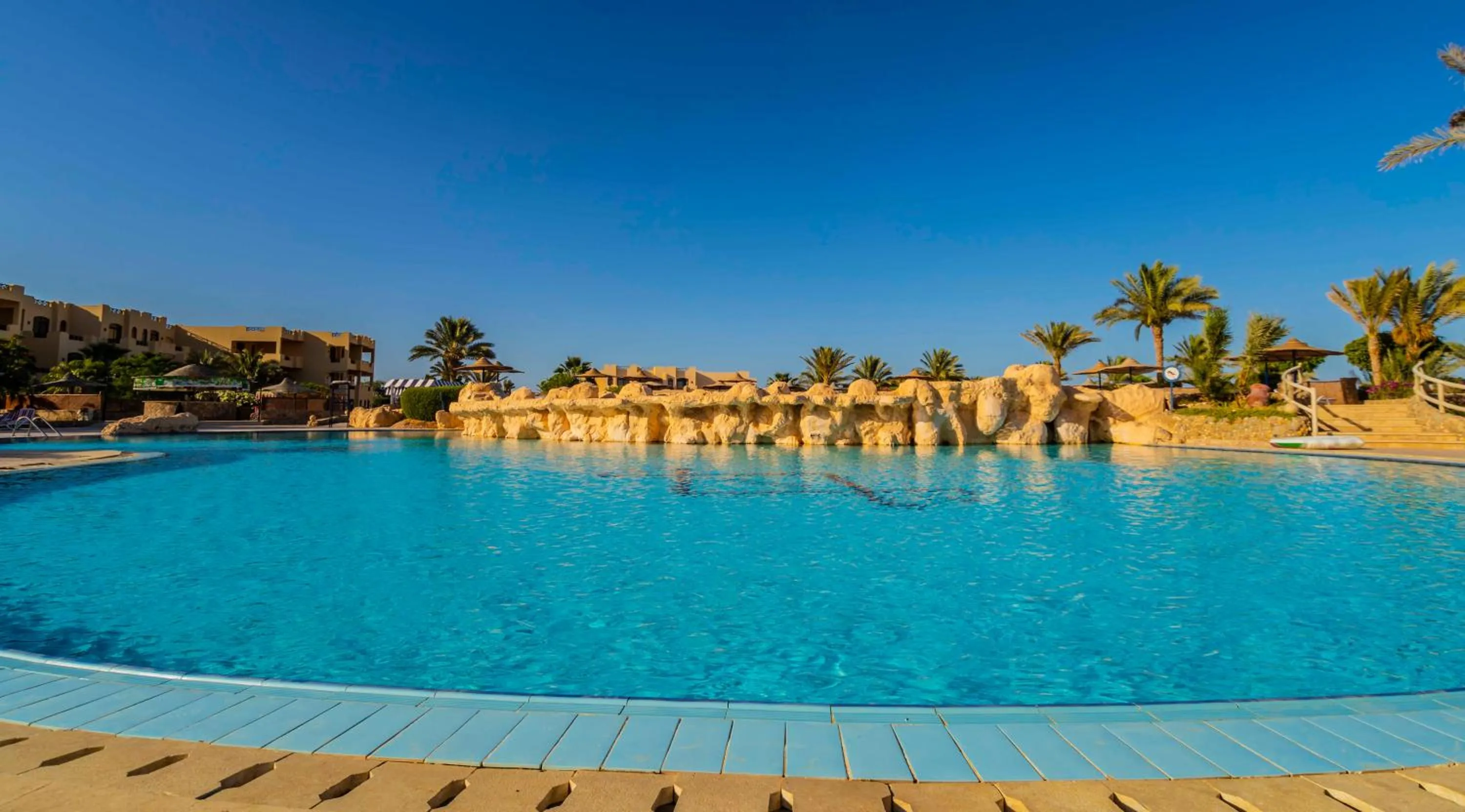Swimming pool in Blend Elphistone Resort Marsa Alam