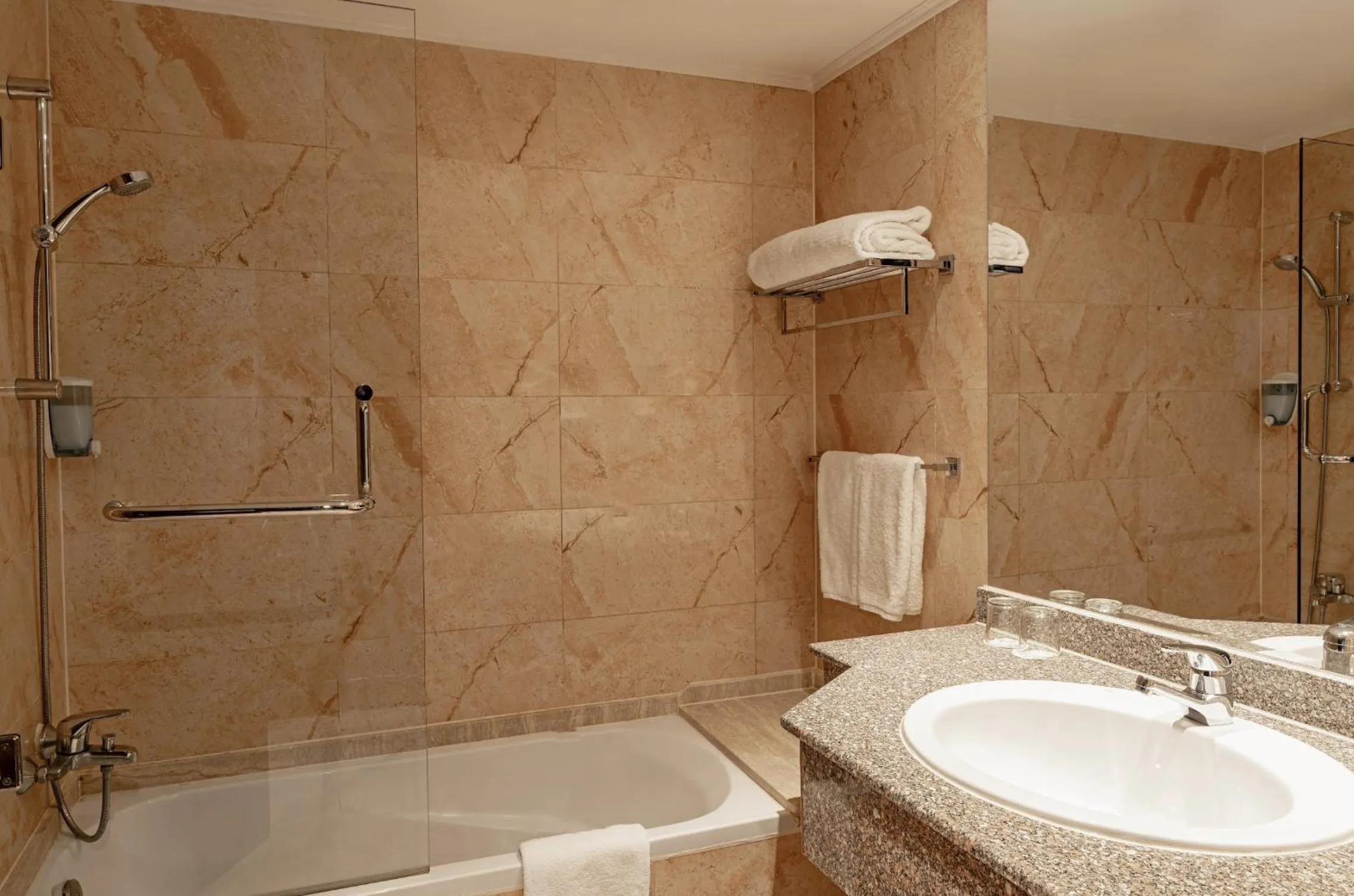 Bathroom in Blend Elphistone Resort Marsa Alam