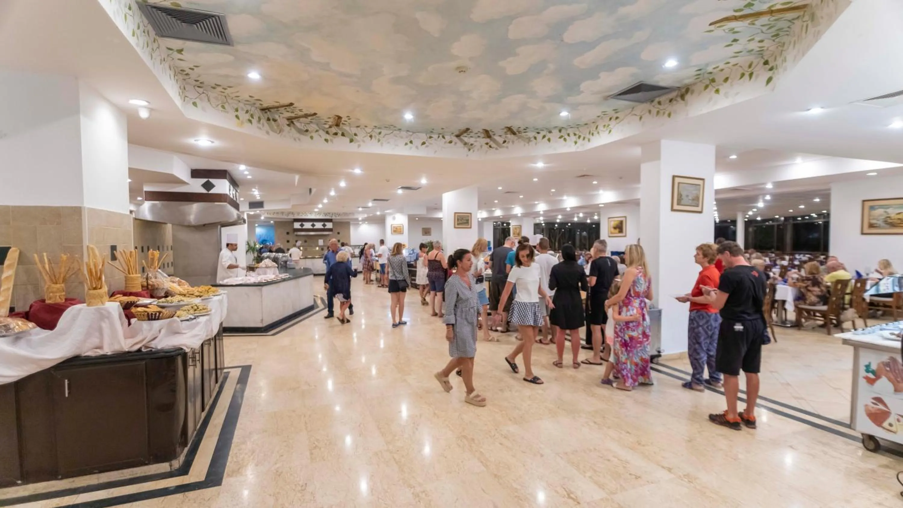 Restaurant/places to eat in Blend Elphistone Resort Marsa Alam