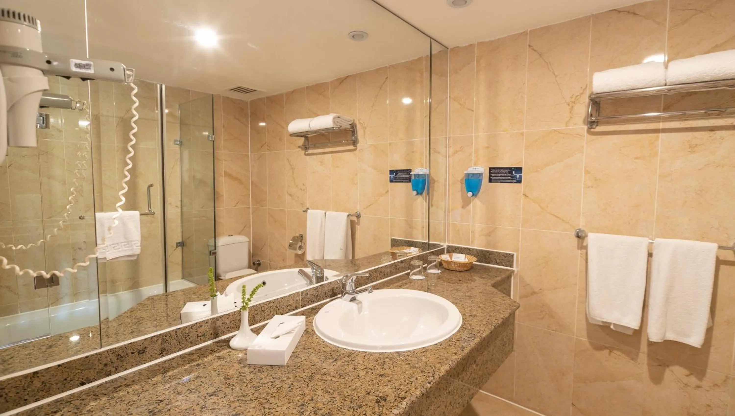 Bathroom in Blend Elphistone Resort Marsa Alam