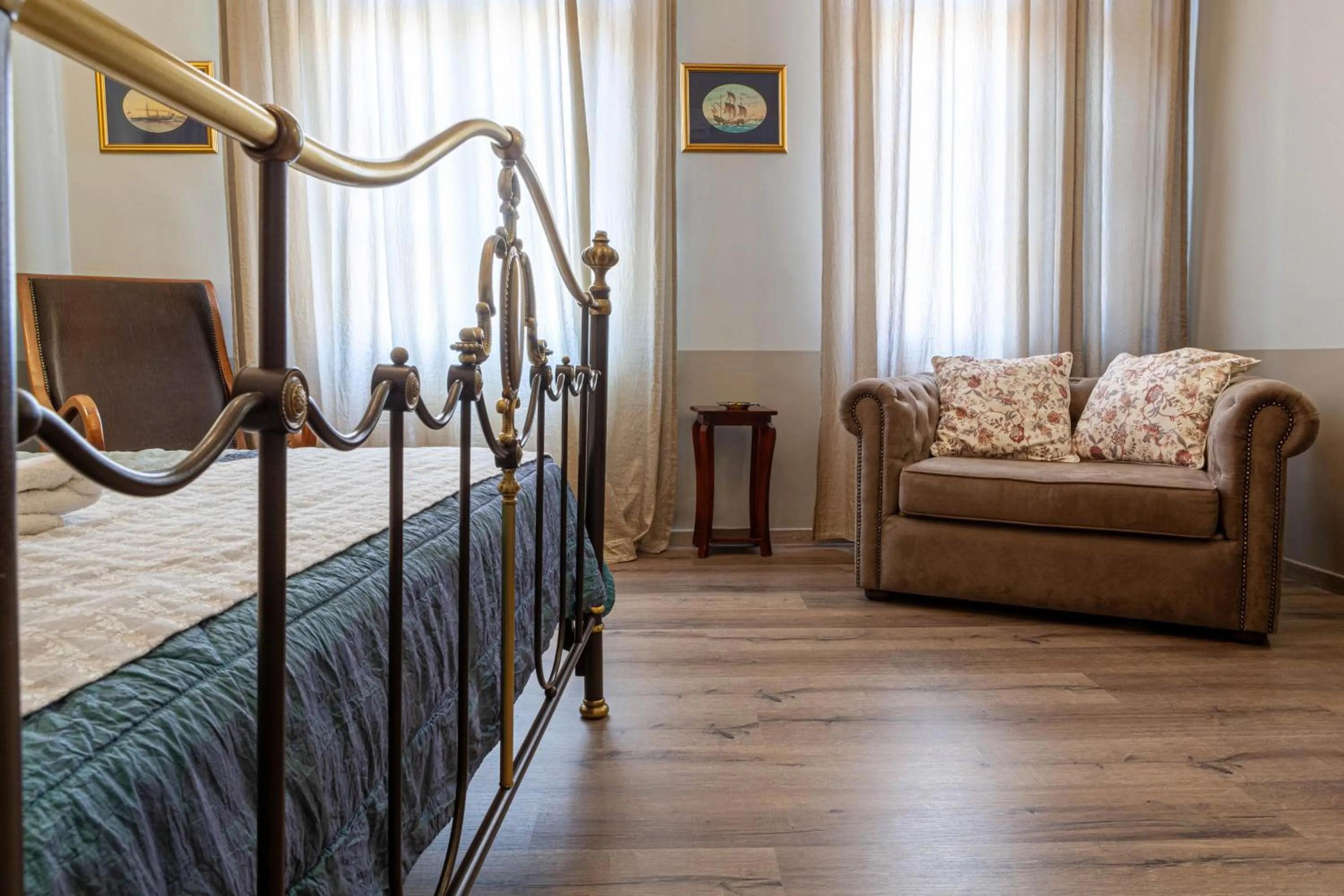 Photo of the whole room, Bed in Althaia Pension