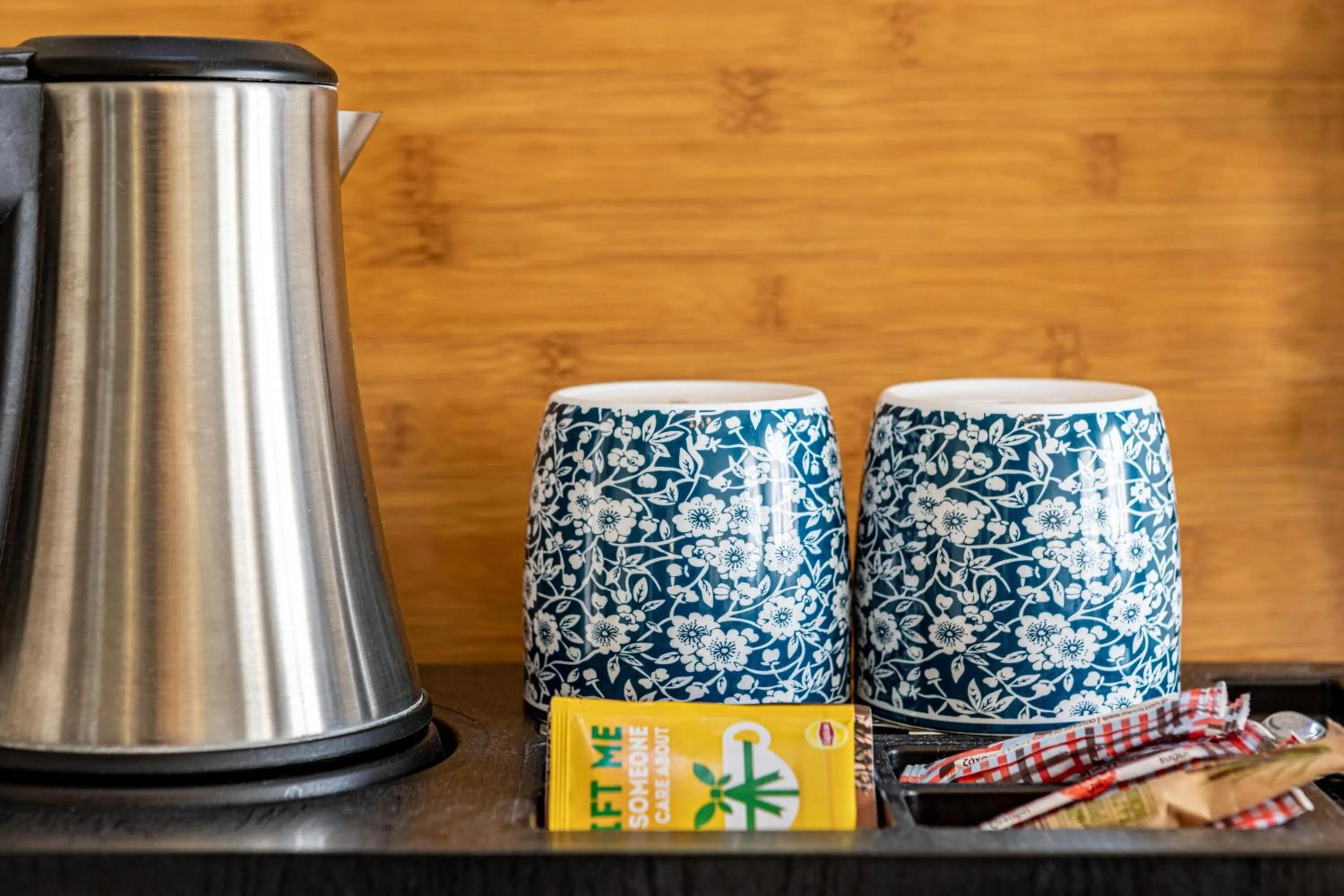 Coffee/tea facilities in Althaia Pension