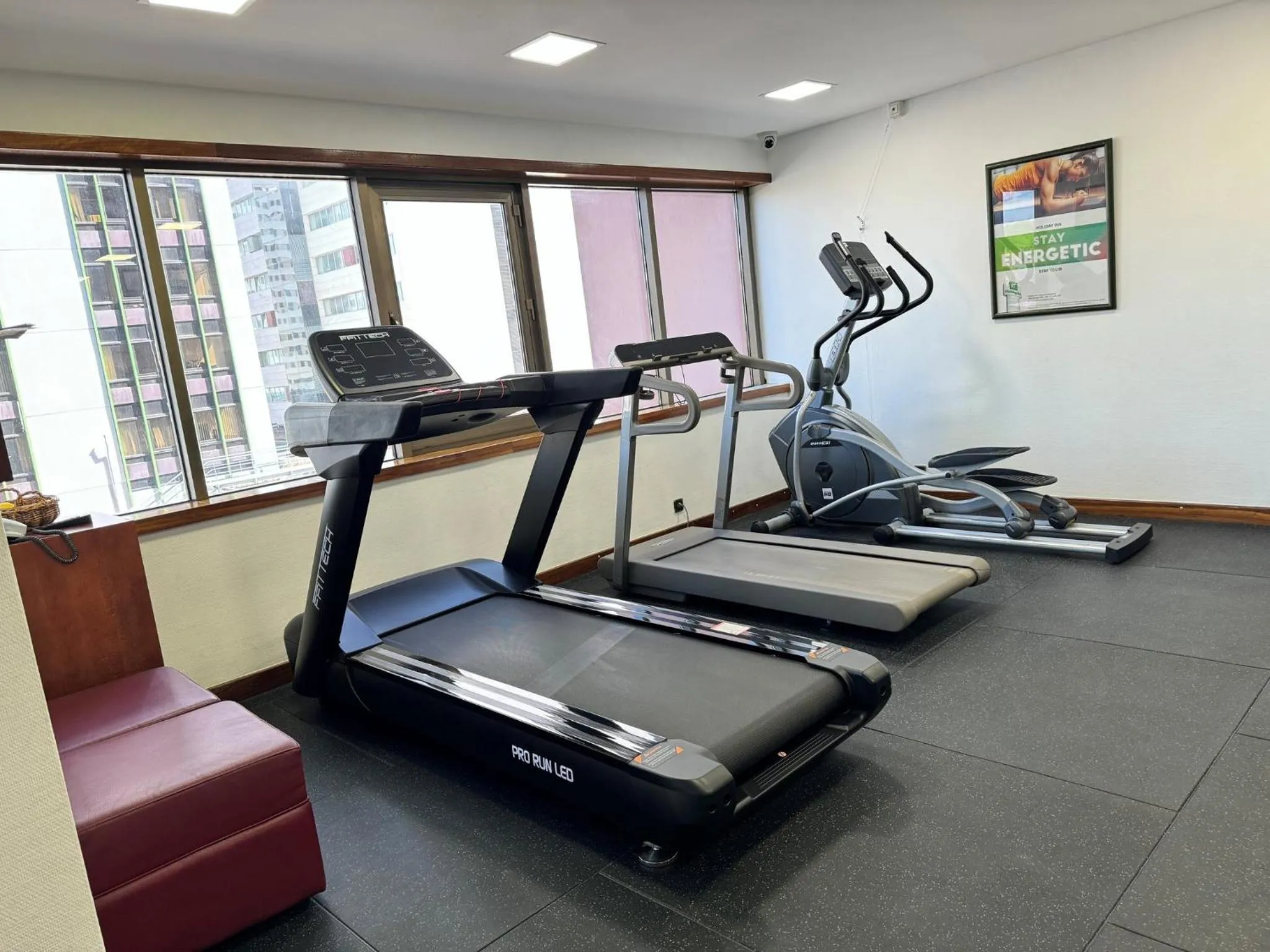 Fitness centre/facilities in Holiday Inn Lisbon-Continental by IHG