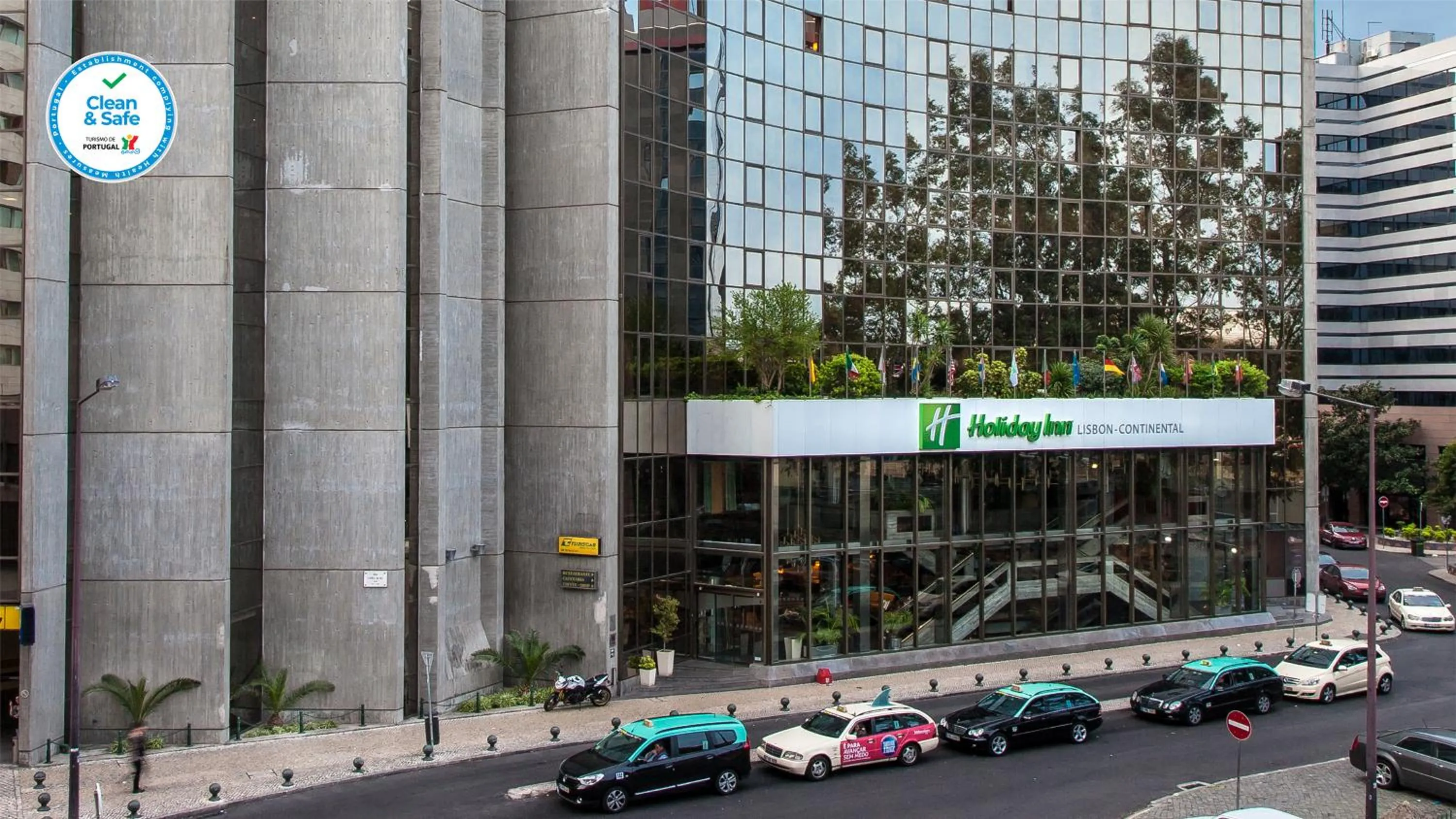 Property building in Holiday Inn Lisbon-Continental by IHG