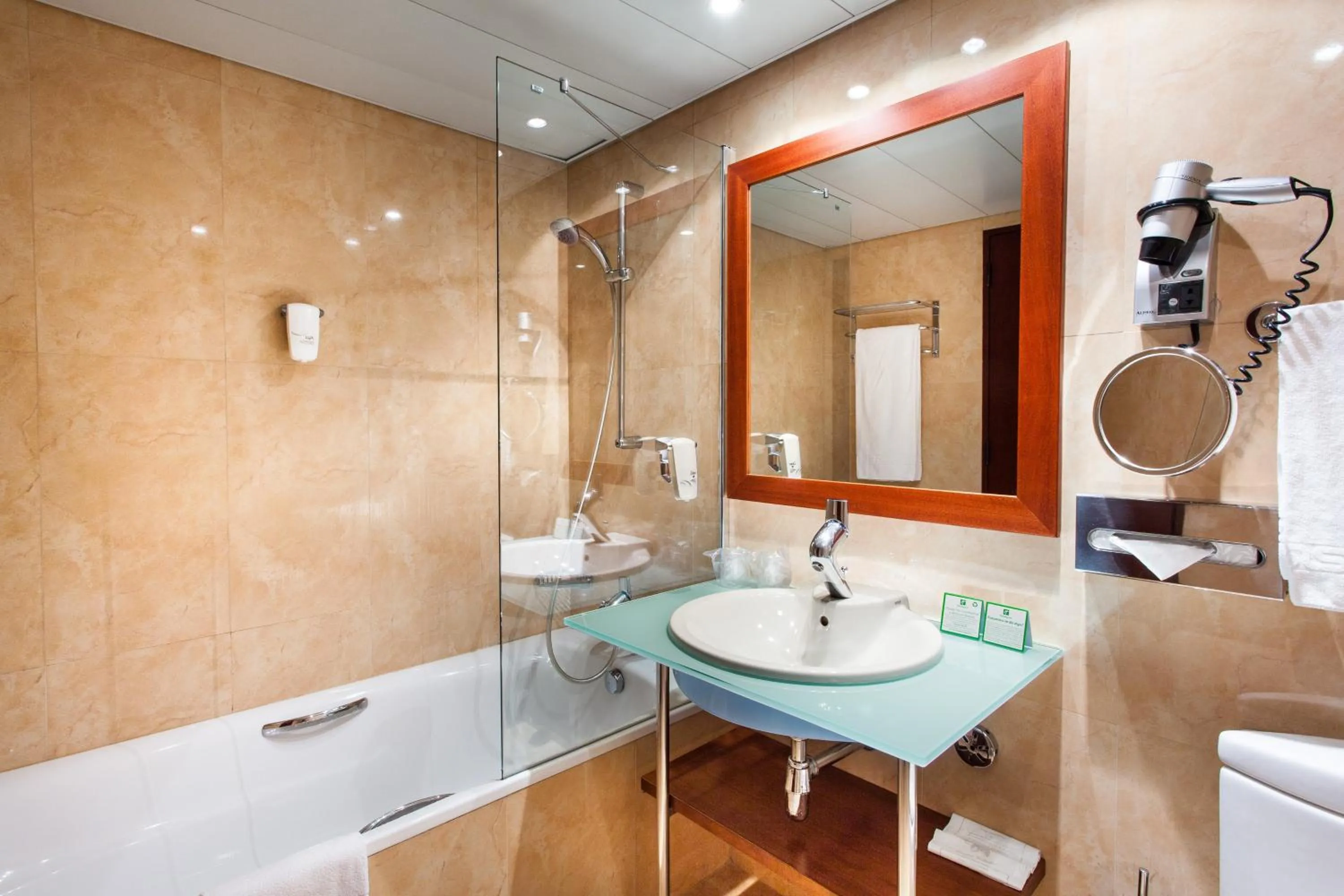 Bathroom in Holiday Inn Lisbon-Continental by IHG