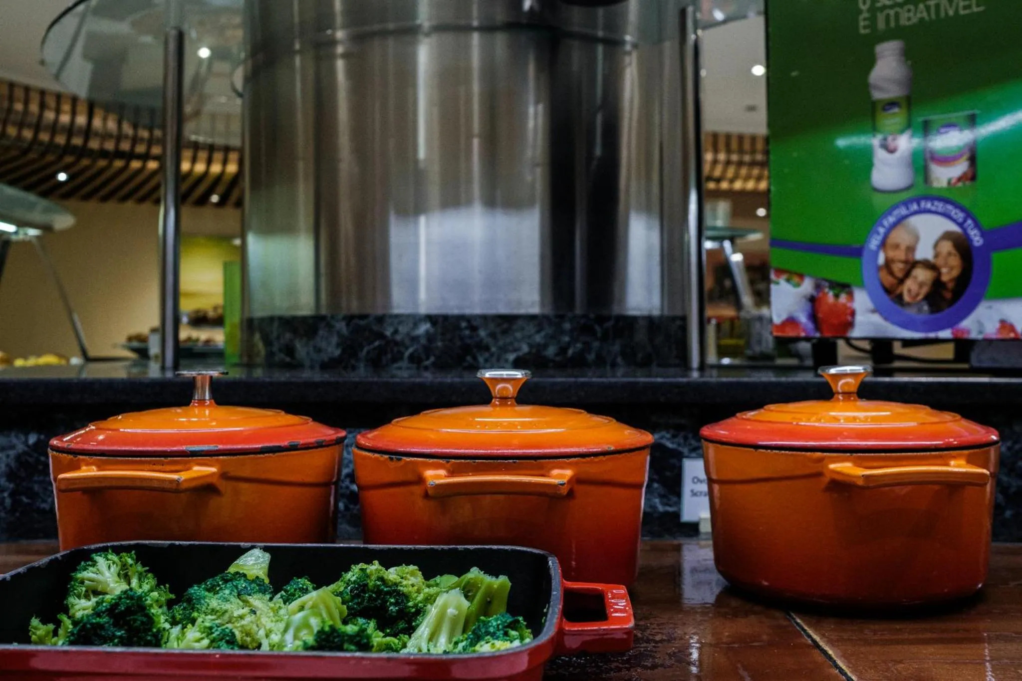 Restaurant/places to eat in Holiday Inn Lisbon-Continental by IHG