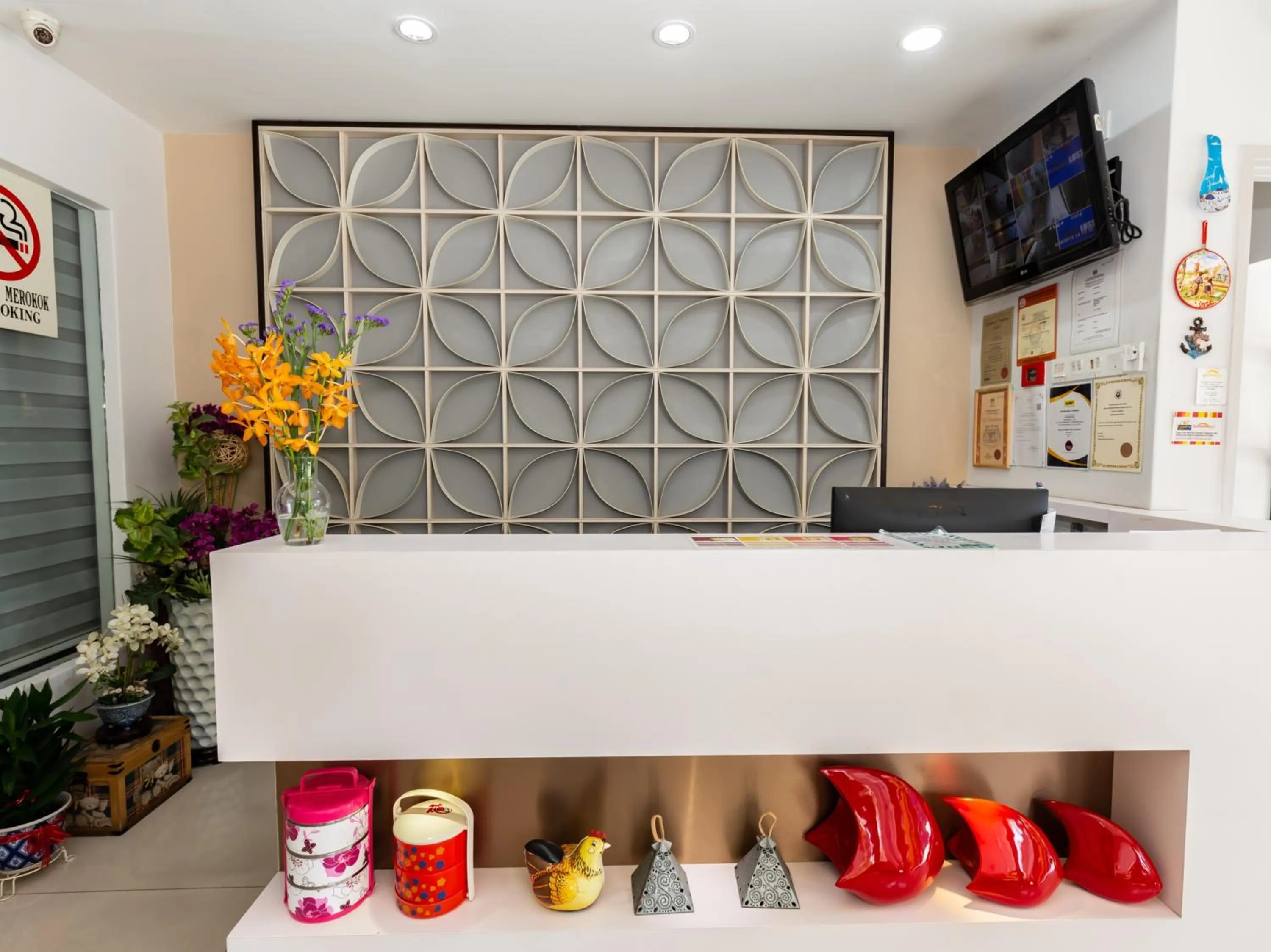 Lobby or reception in Sunshine Inn