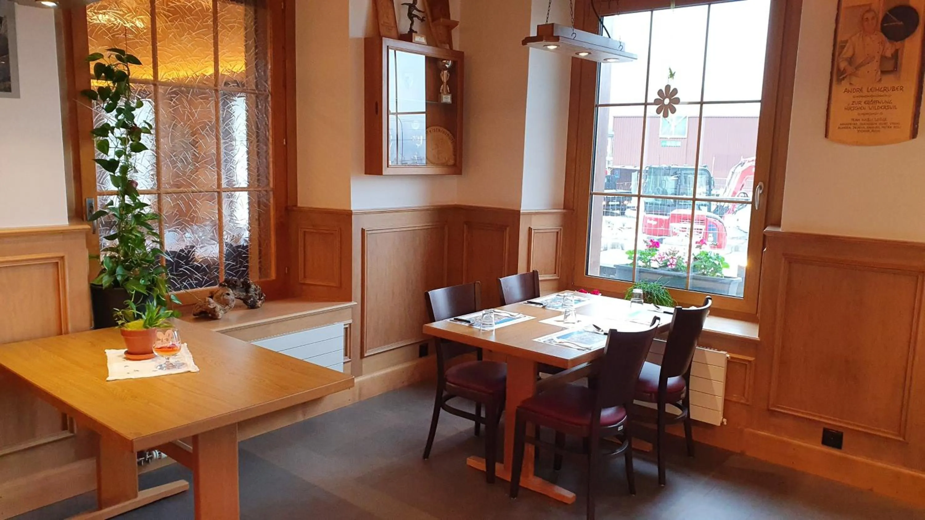 Restaurant/places to eat in Gasthof Hirschen in Wilderswil