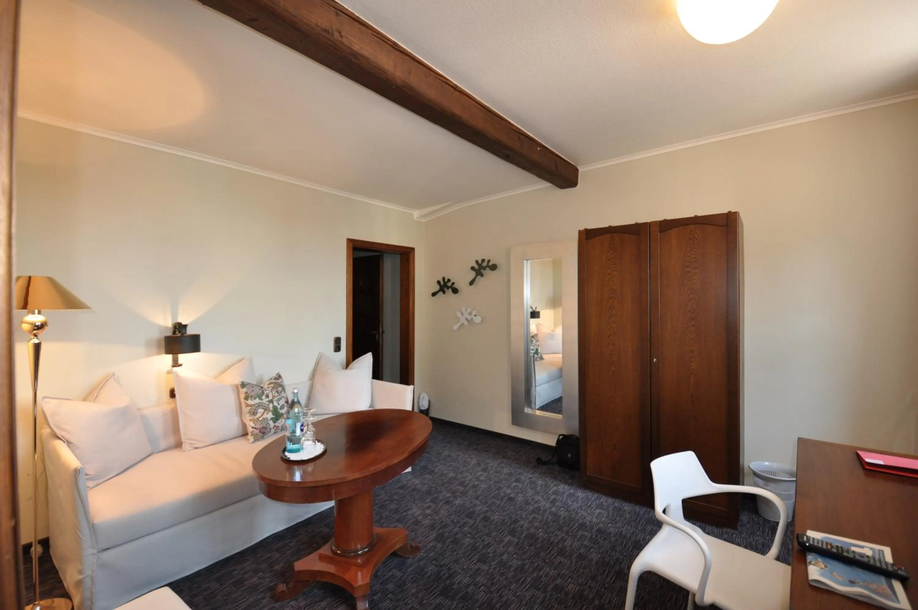 Living room, Bed in Hotel Schmuckkästchen