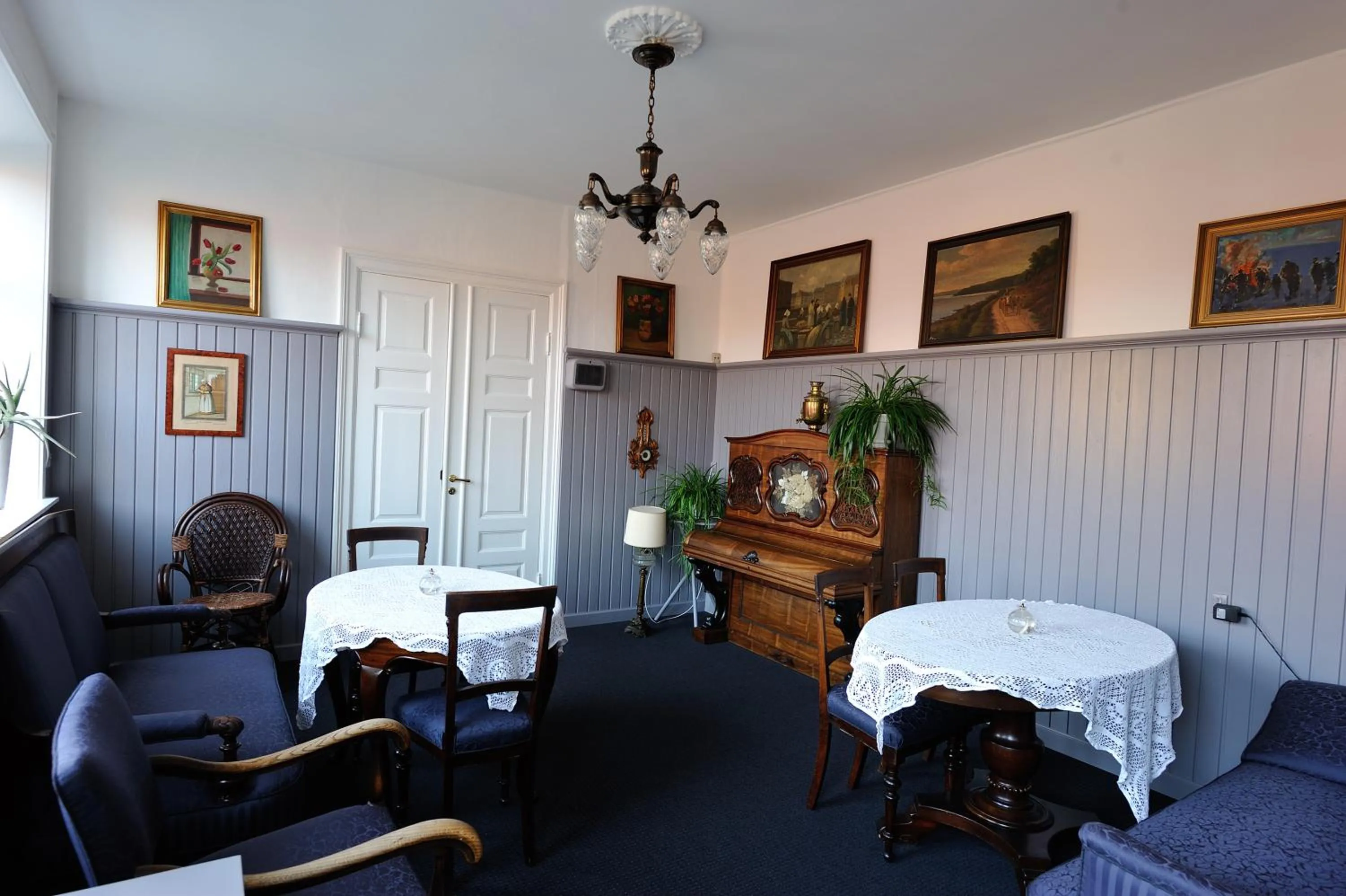 Restaurant/places to eat in Hotel Gudhjem