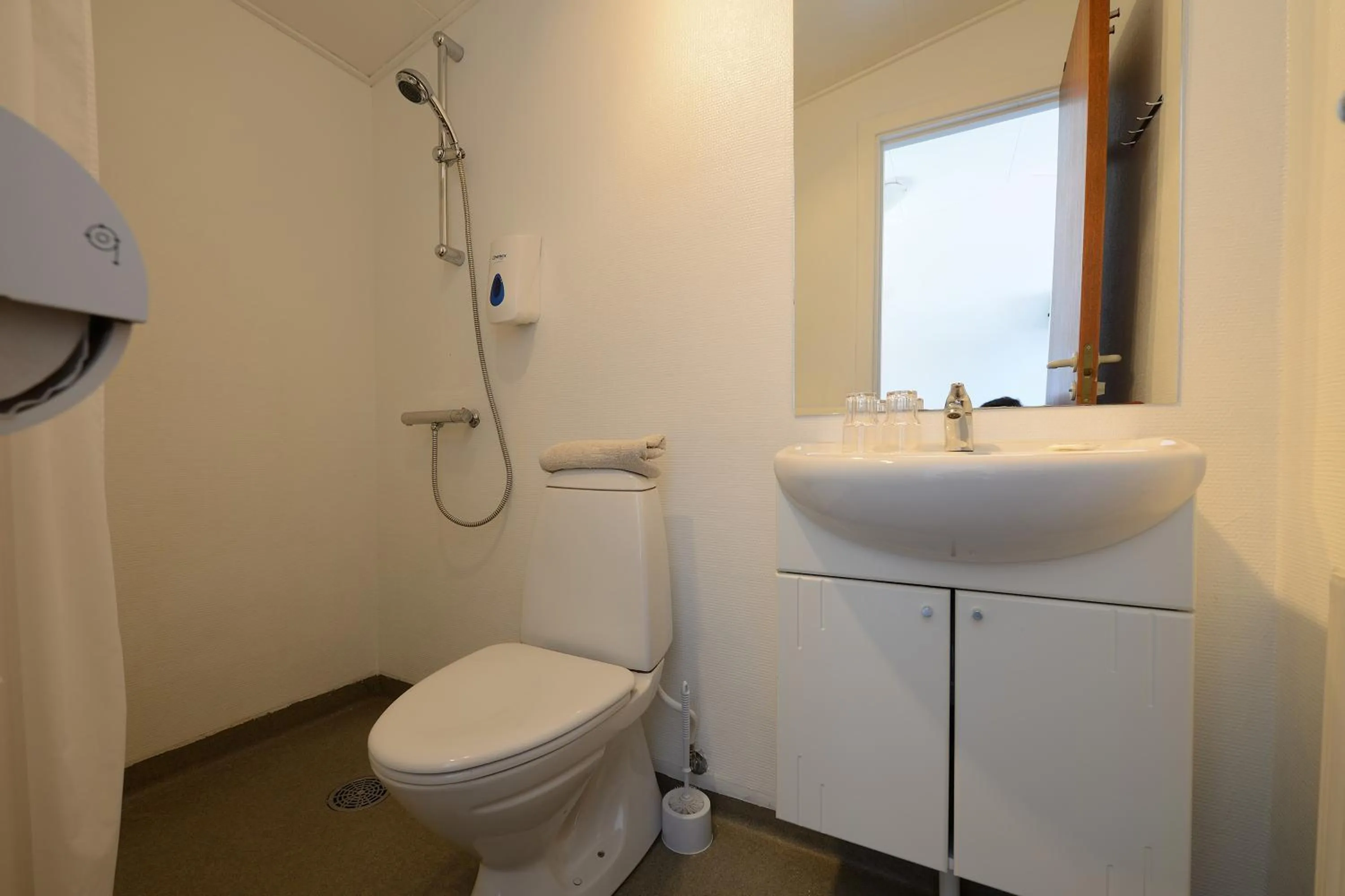 Bathroom in Hotel Gudhjem