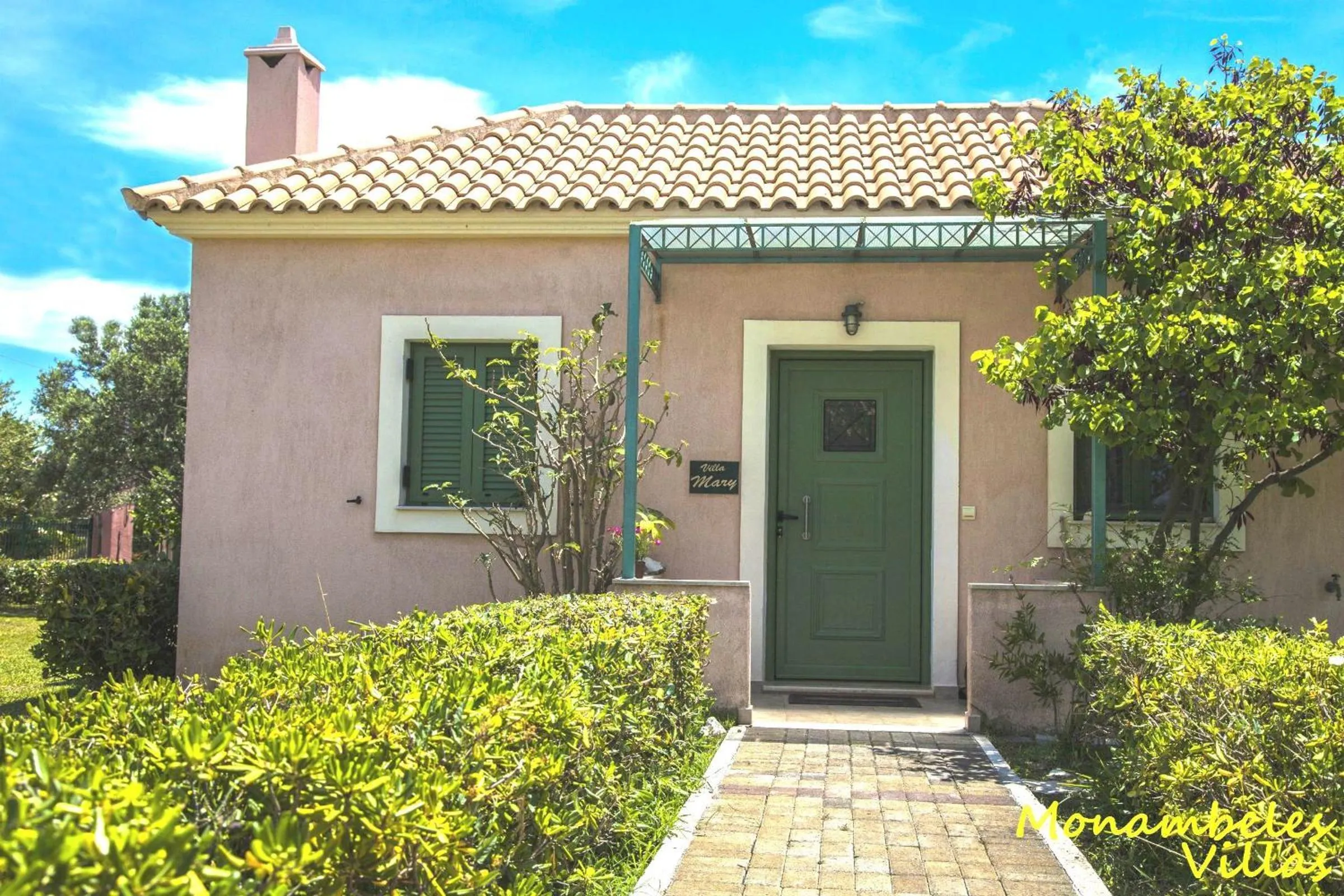 Facade/entrance in Monambeles Villas