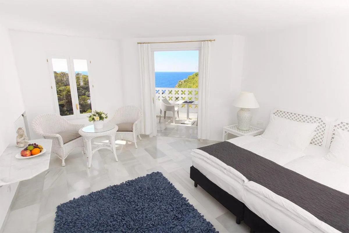 Photo of the whole room in Hotel Village